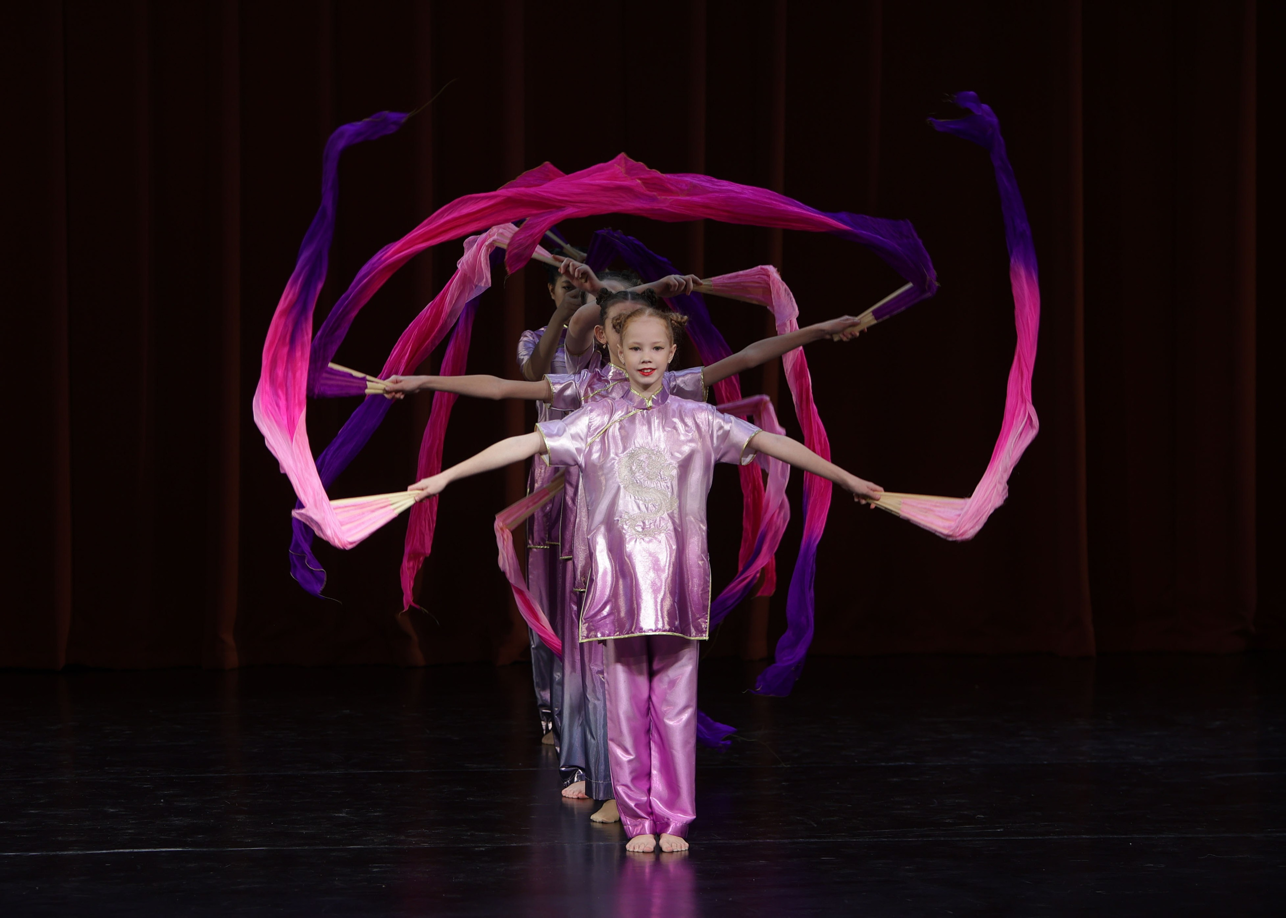 Фестиваль хореографического искусства «КУБОК ЛЕГЕНДЫ — 2025». Выпускные альбомы и школьный фотограф в Подольске, Троицке, Щербинке, Москве и Московской области