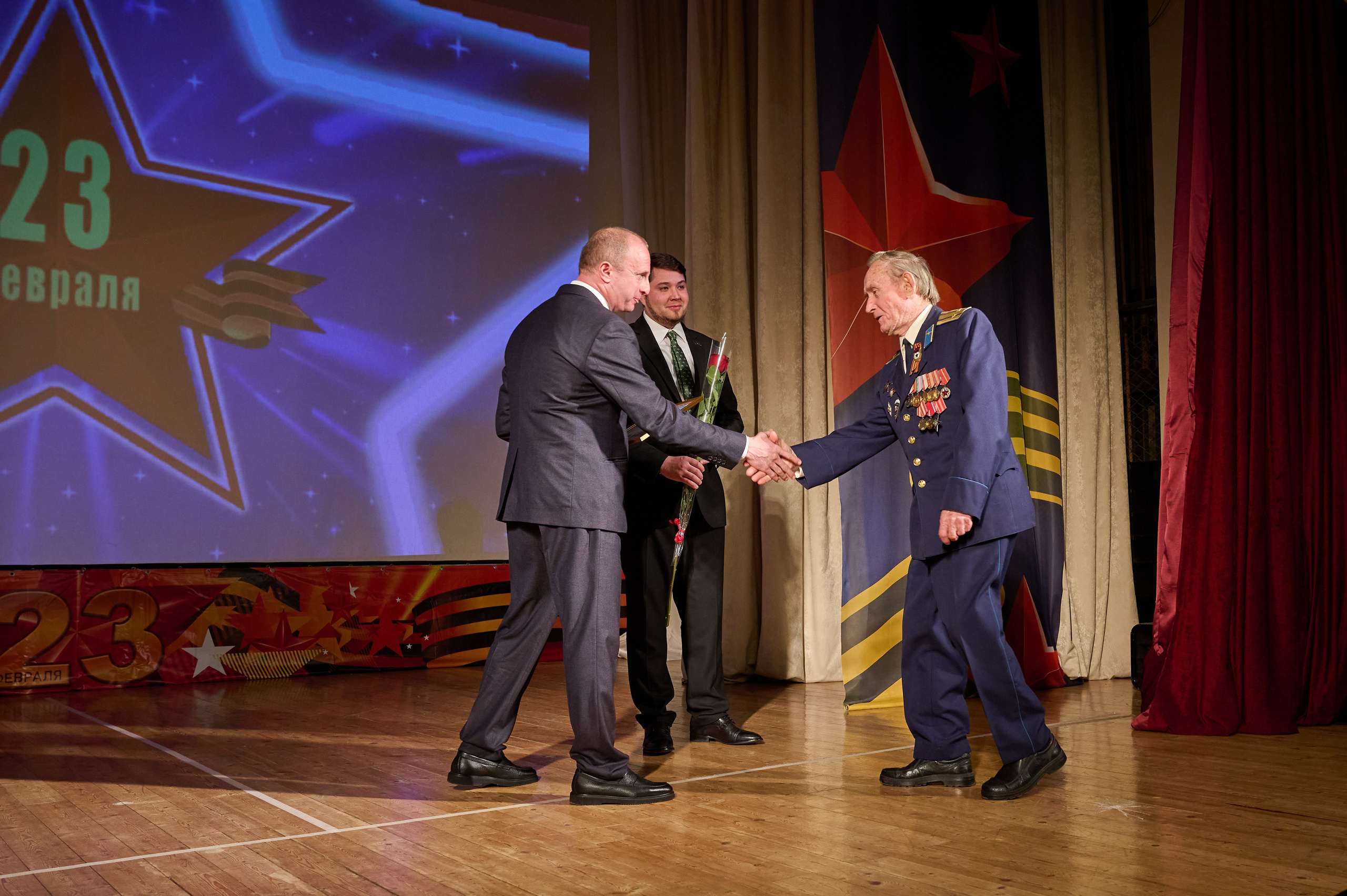 Кабардинка 23 февраля. Жизнь курорта Кабардинка в фотографиях