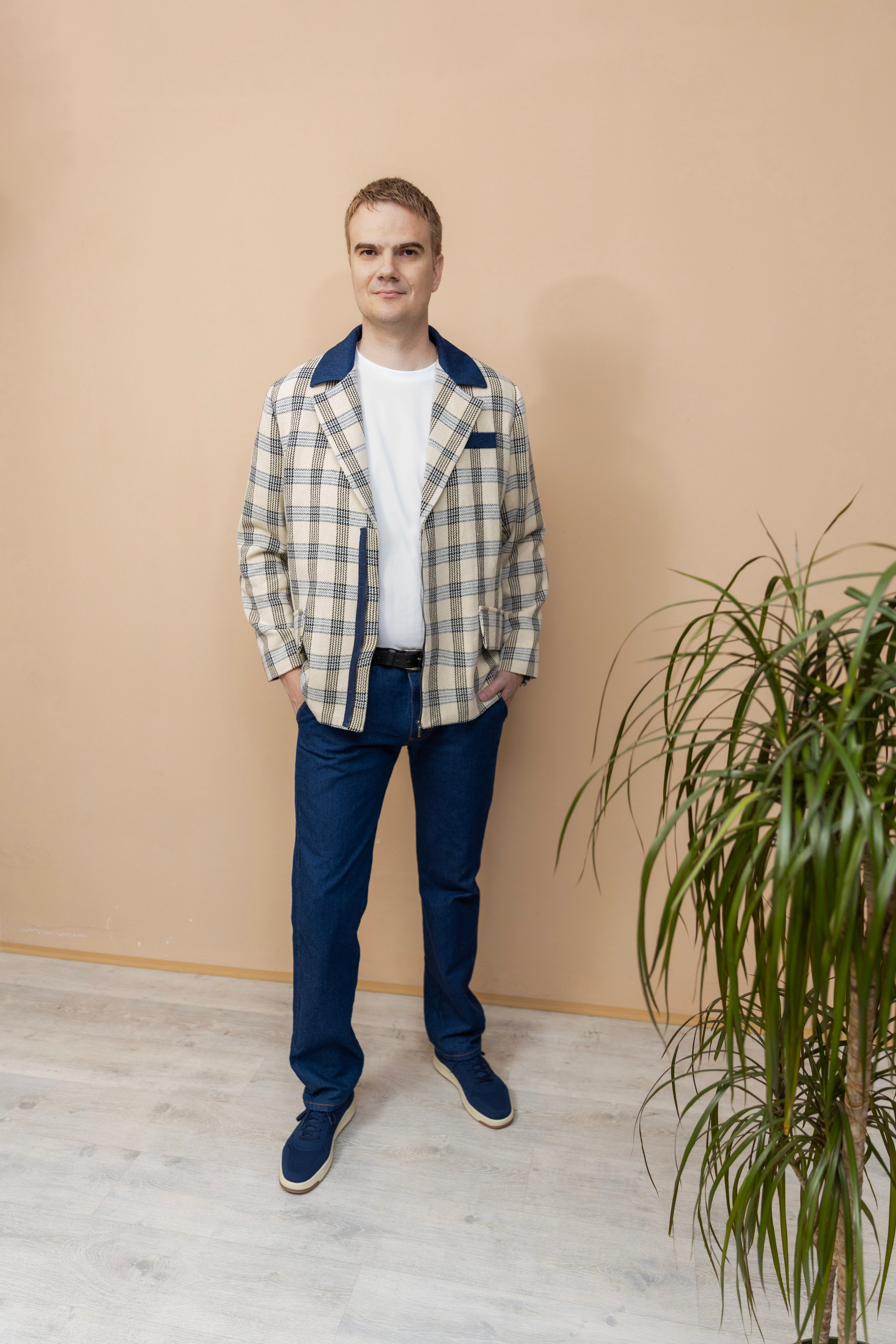 Гардероб для: Руководитель строительной компании. Модельер Евгений Бременев