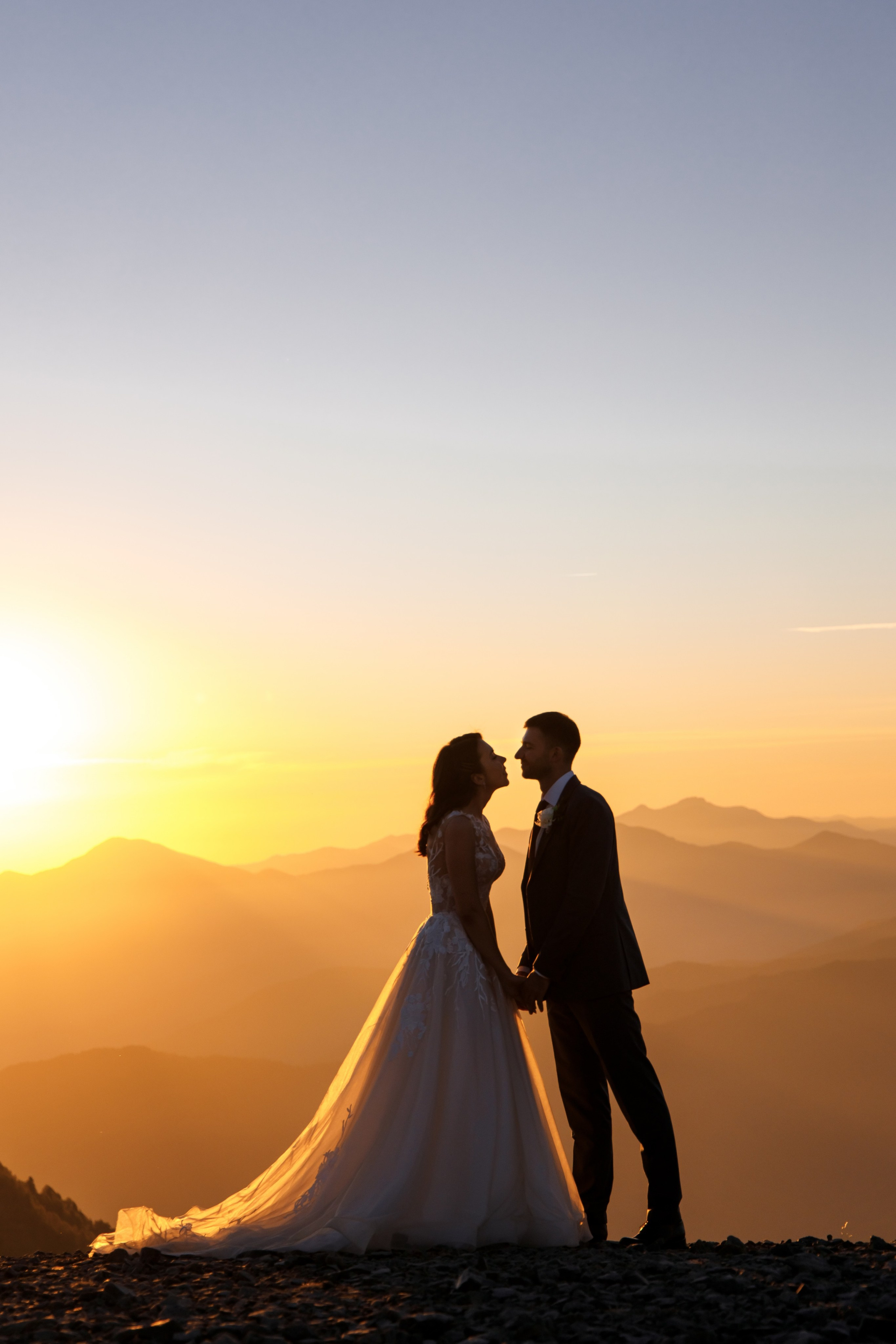 Свадебная фотосессия пары в горах Сочи