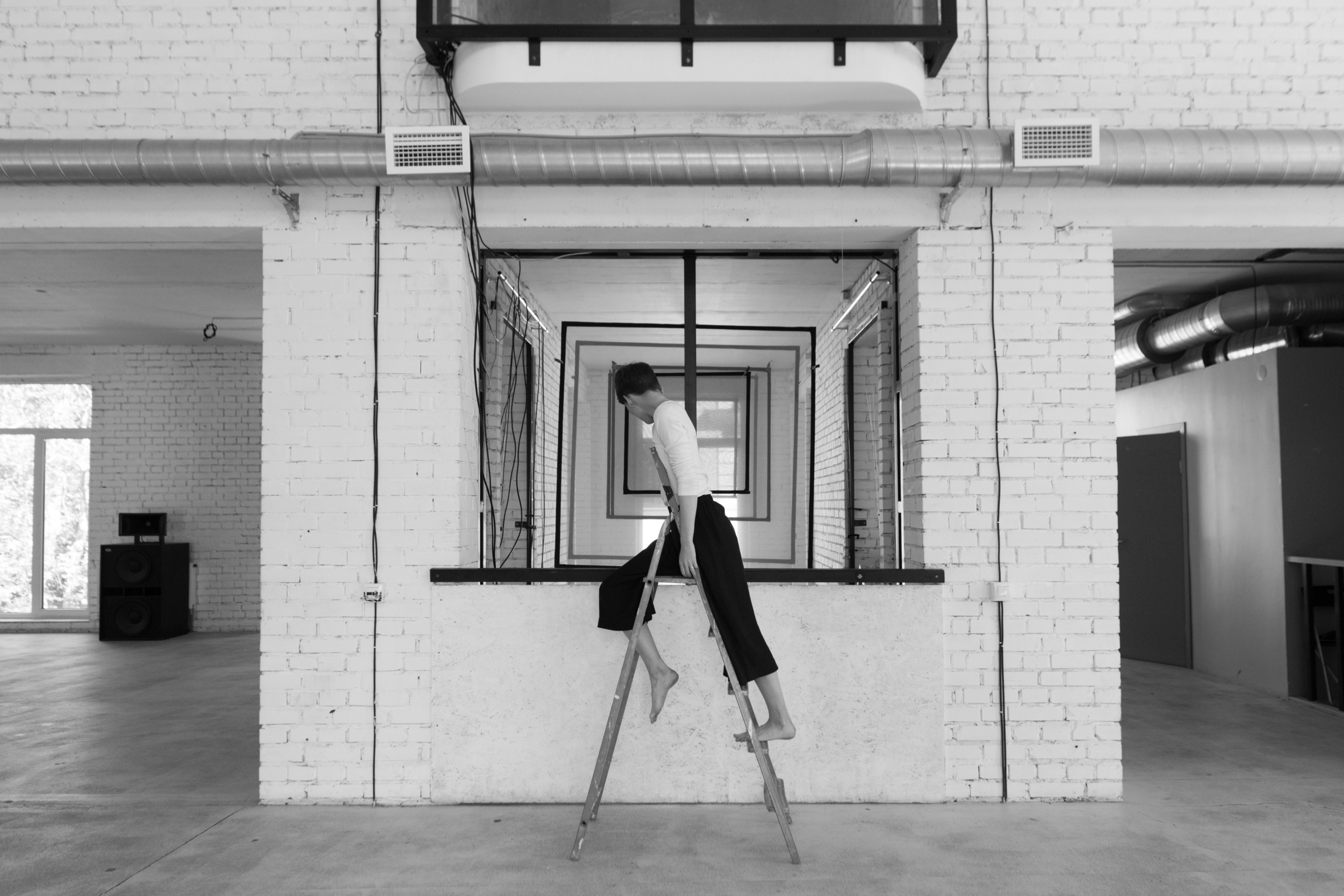 White silence. Jane Efremova, artist and curator based in Belgrade, Serbia