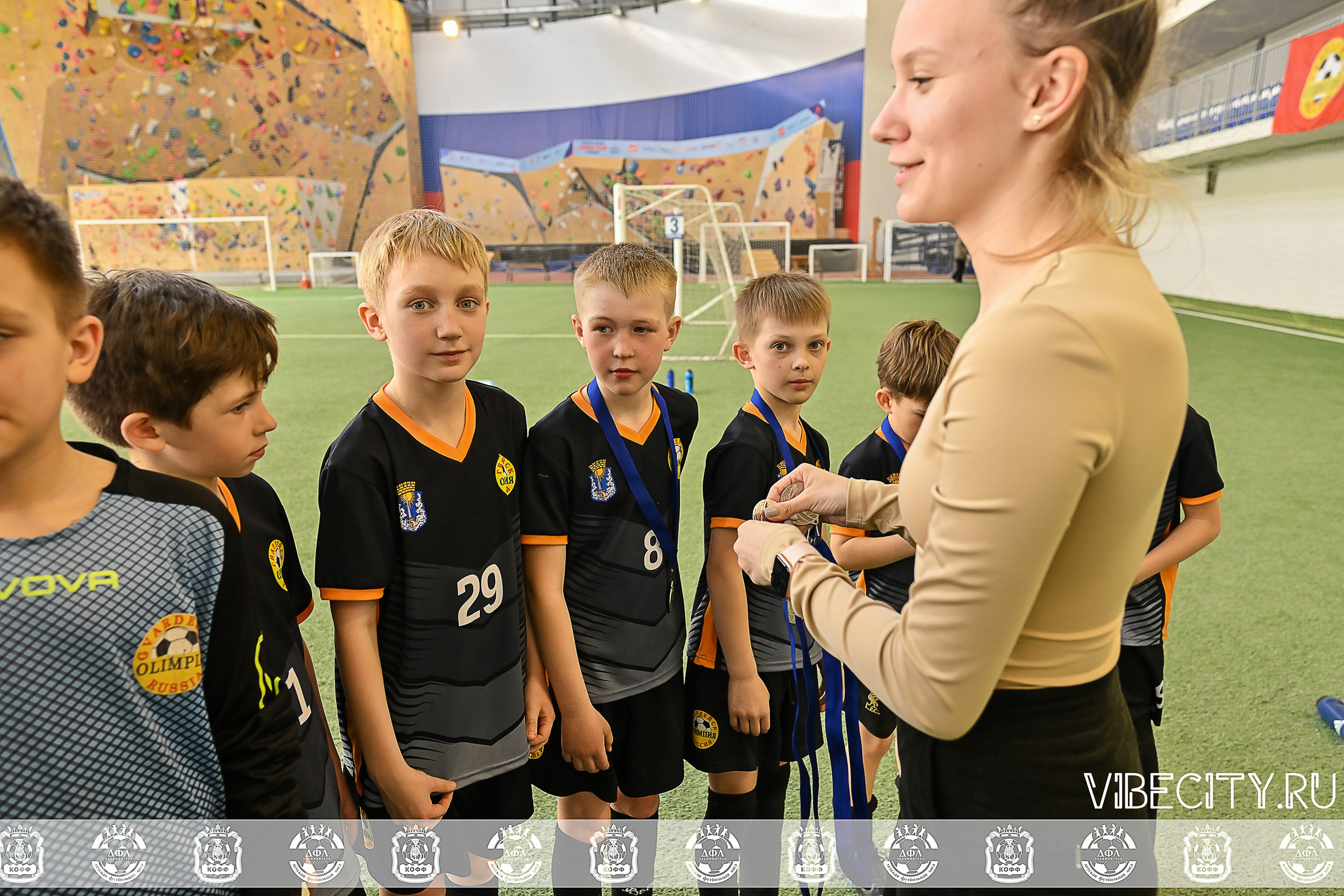 КУБОК БАЛТИЙСКОЙ ЛИГИ ПО МИНИ-ФУТБОЛУ U9 ЗЛ. VIBECITY.RU Вайб Сити Ру Фоторепортажи Фотоотчеты Калининград