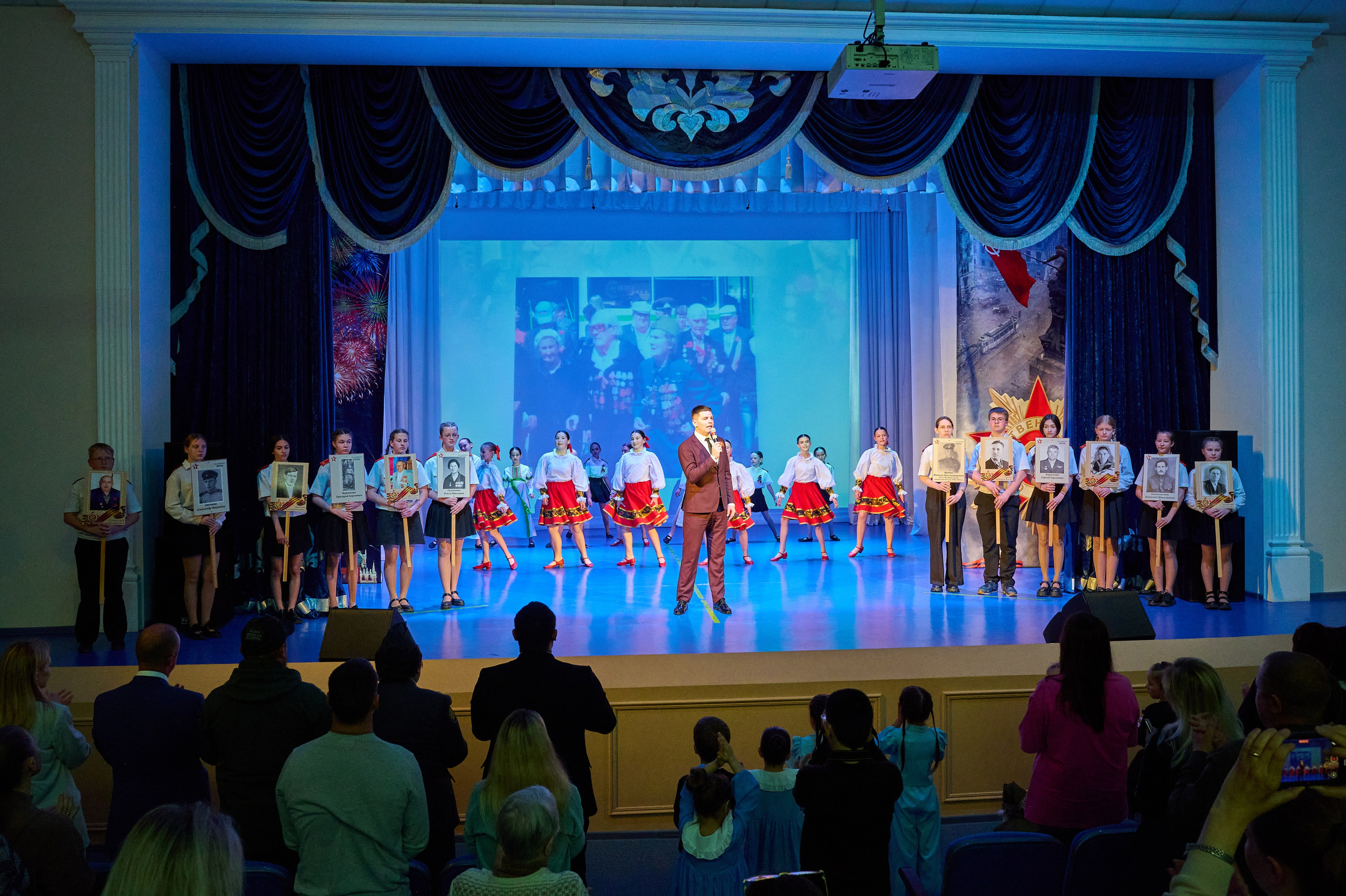 Концерт к 9 мая в с. Марьина Роща. Жизнь курорта Кабардинка в фотографиях