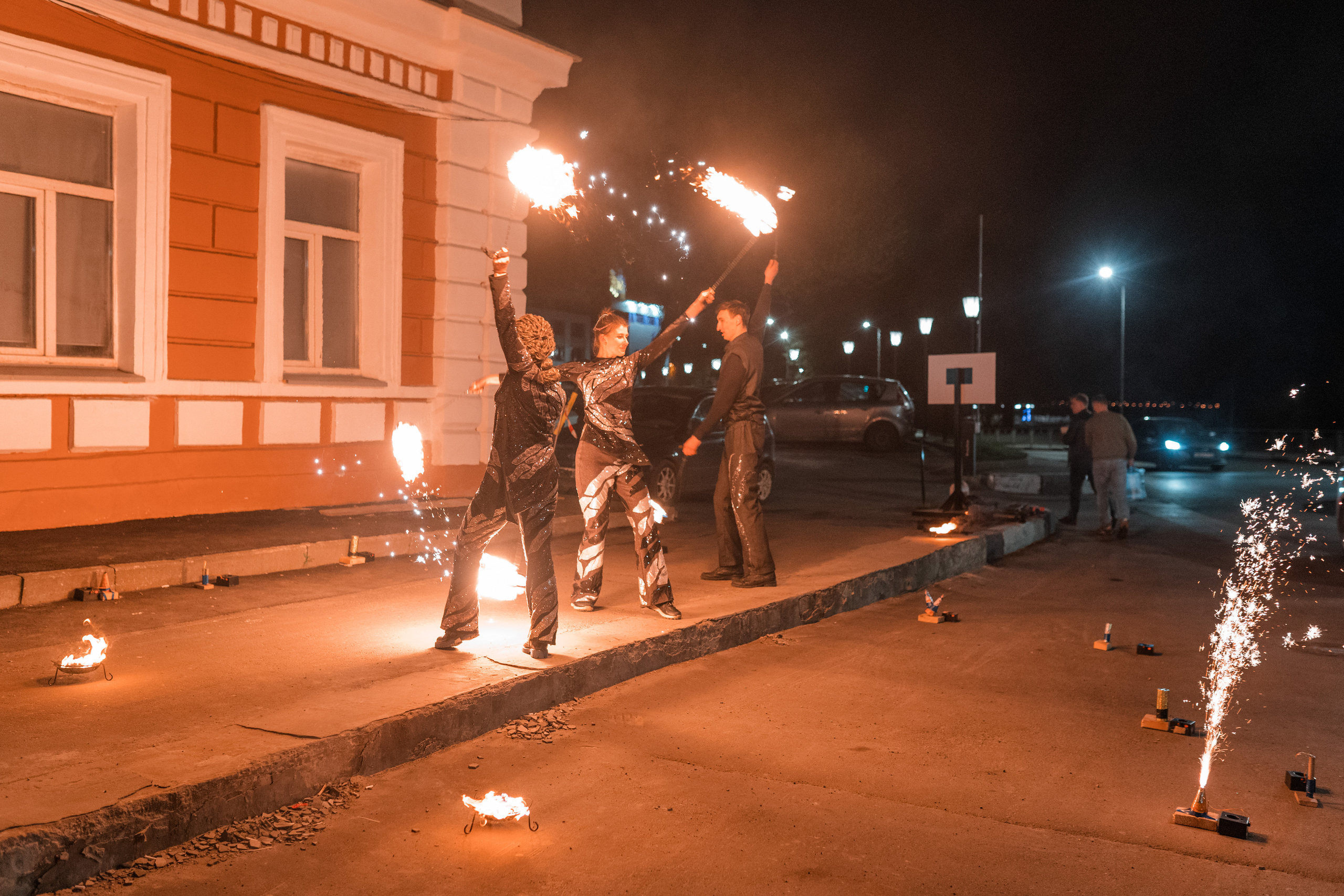 Свадебное «VIP» шоу 28 000 руб. Огненно-пиротехническое шоу, салюты, пиротехника на ваш праздник!