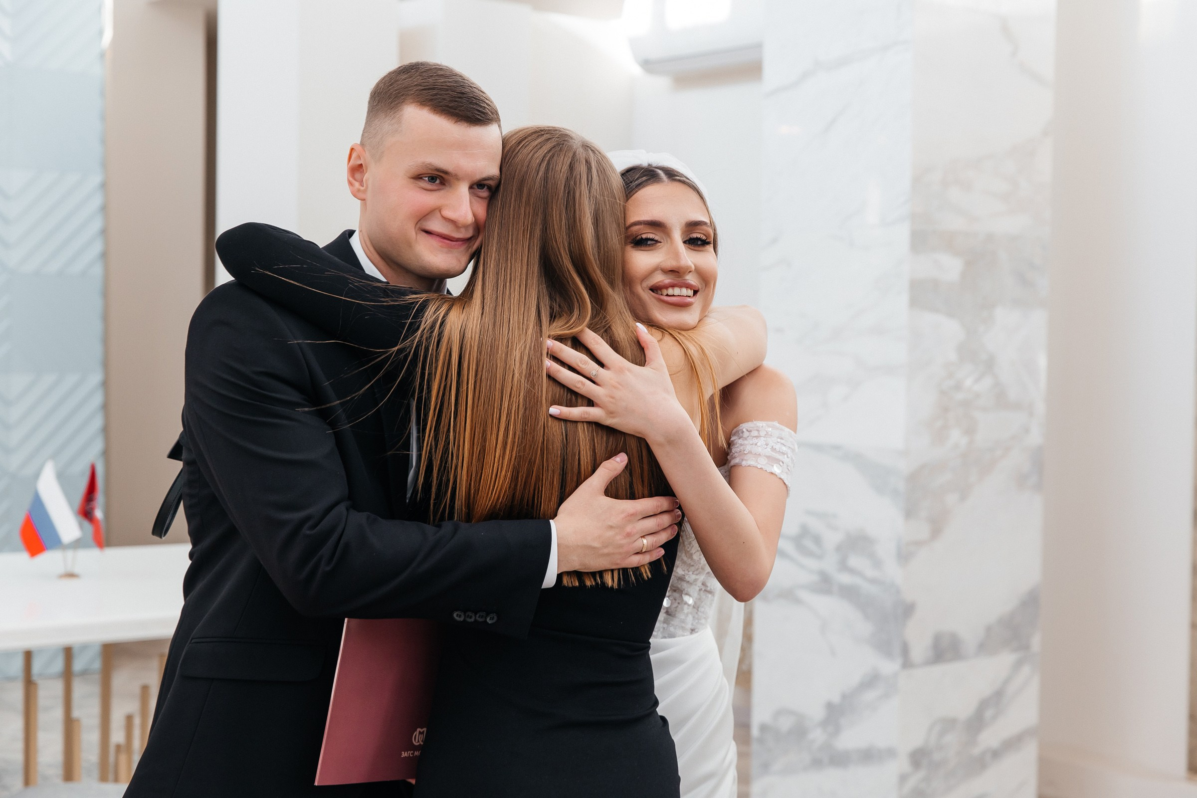 Свадебная фотосессия в Марриоте. Свадебный фотограф в Москве Элина Ларченкова. Фото, которые цепляют