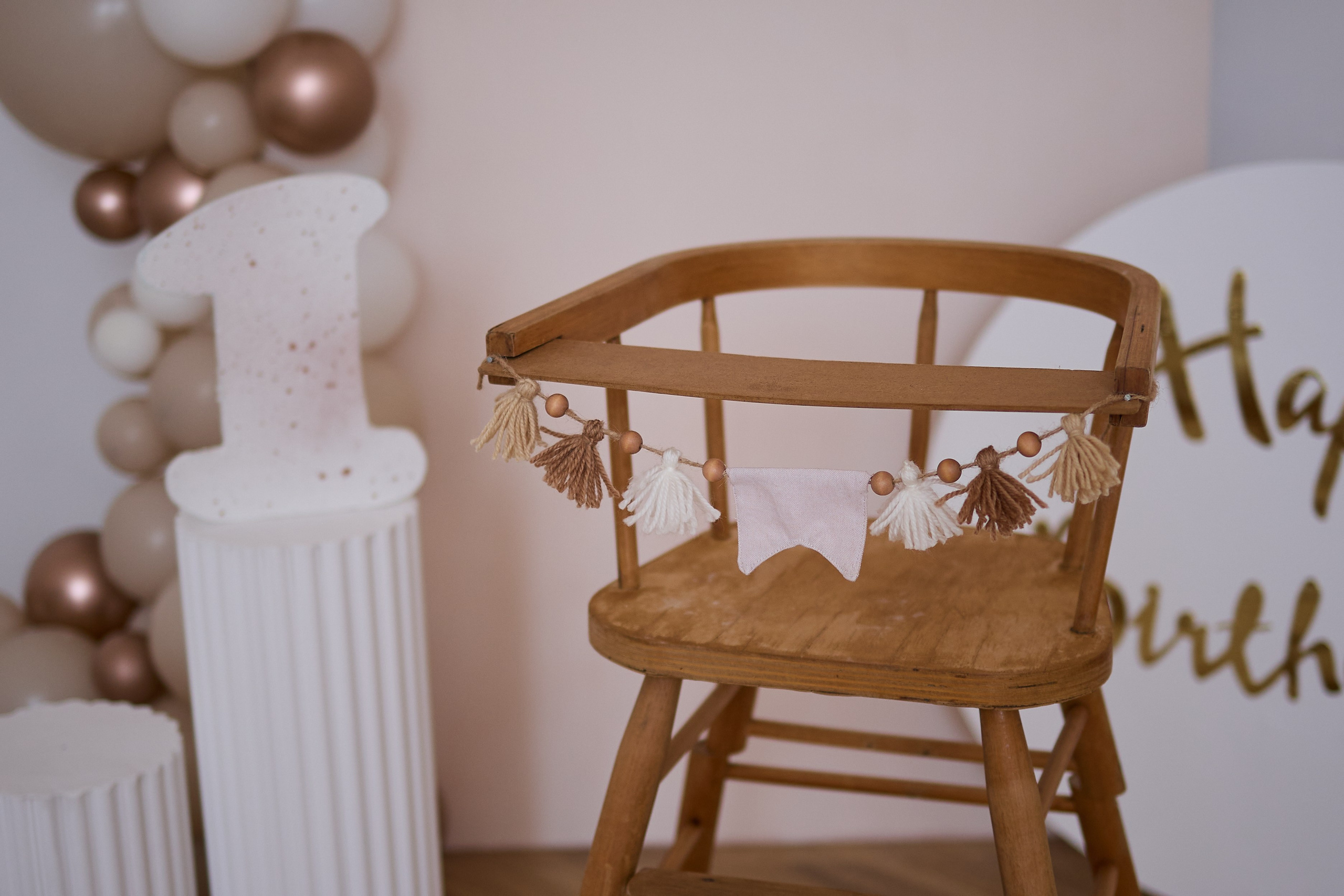 Зал Roomy «семейный». Фотостудия Roomy в Краснодаре | Семейные и детские съёмки дней рождения от 1 до 5 лет, аренда зала фотостудии