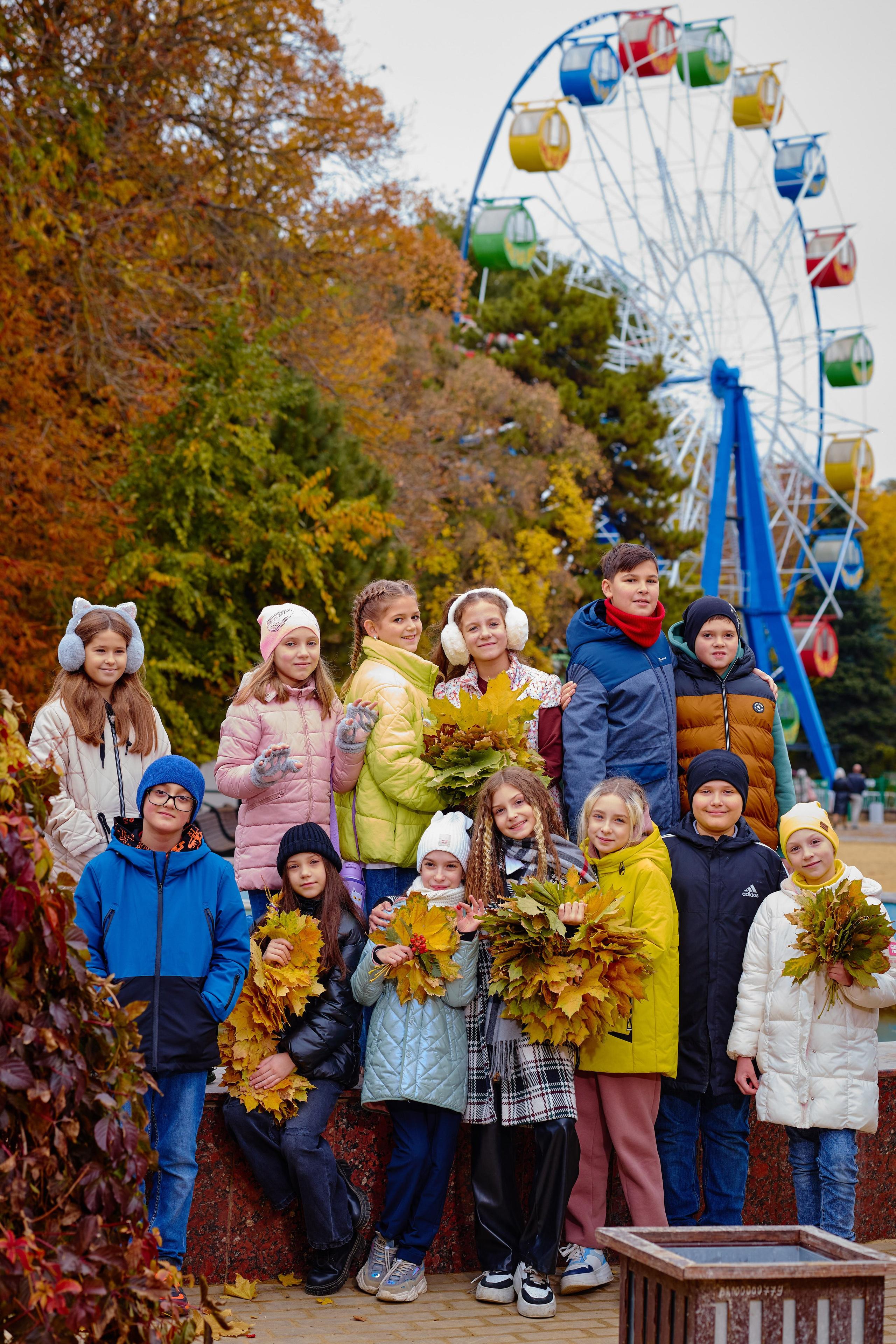 Сьемка для Выпускного Альбома В Парке. Фотограф Выпускные альбомы Таганрог Сергей Коробченко