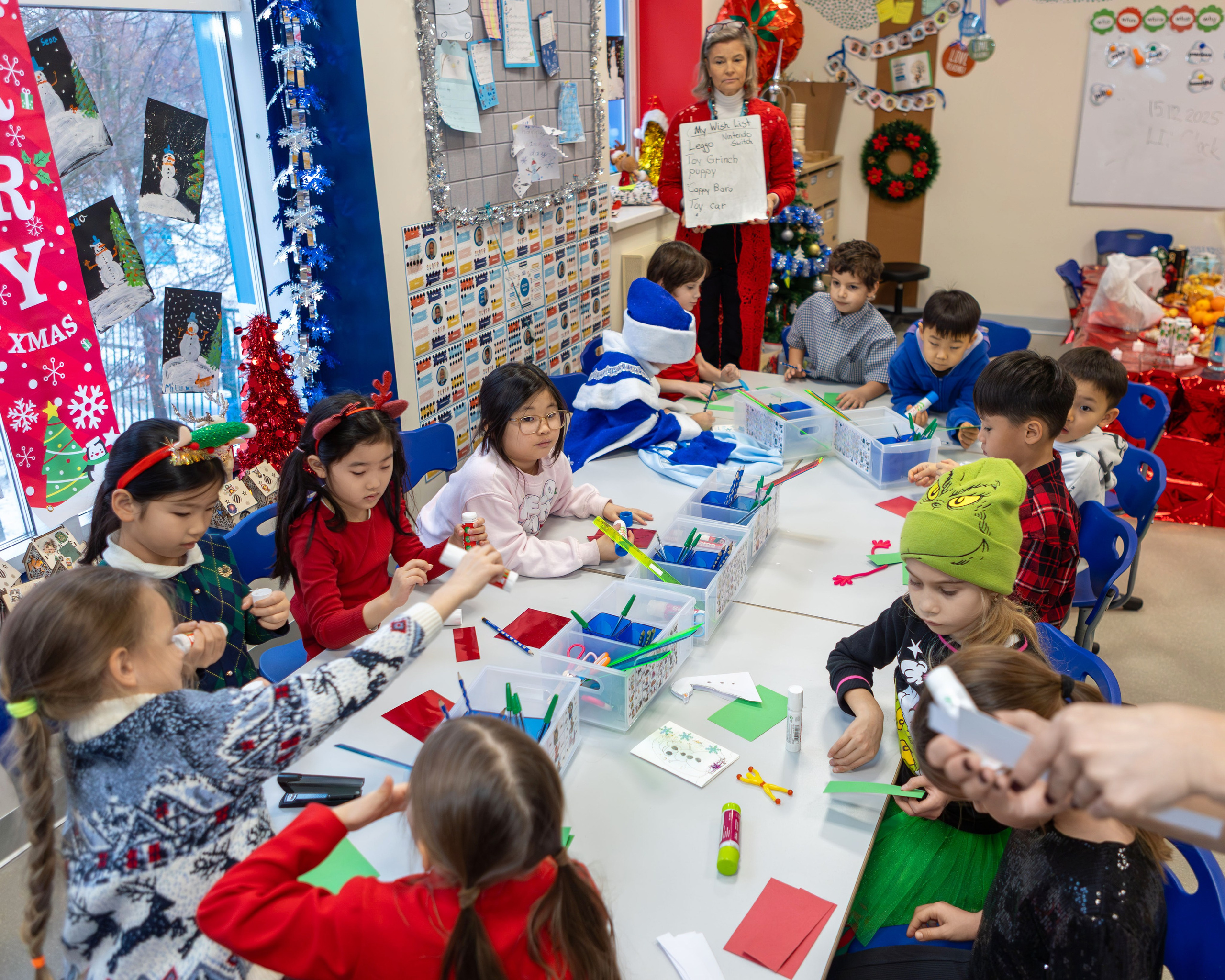 Christmas Celebration at The International School of Moscow. Школьный фотограф и выпускные альбомы | SHKOLBook