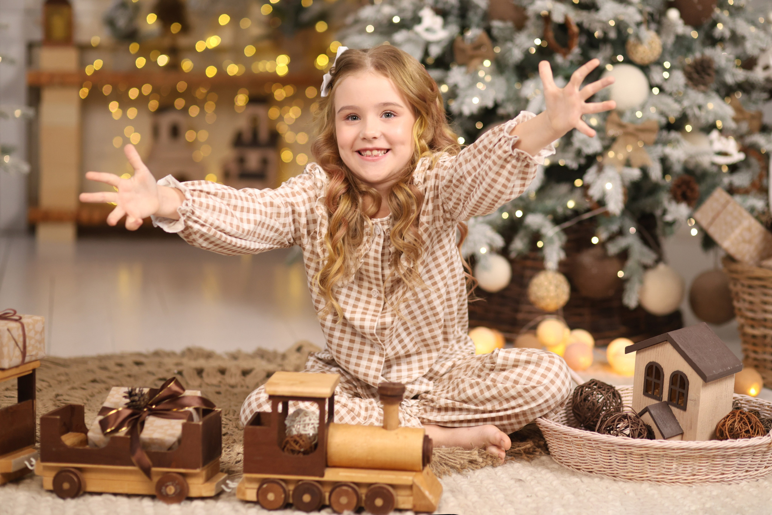 Семейная новогодняя фотосессия в студии в Москве. Профессиональный фотограф беременности семейных фотосессий в Москве Балашихе Наталья Преснякова