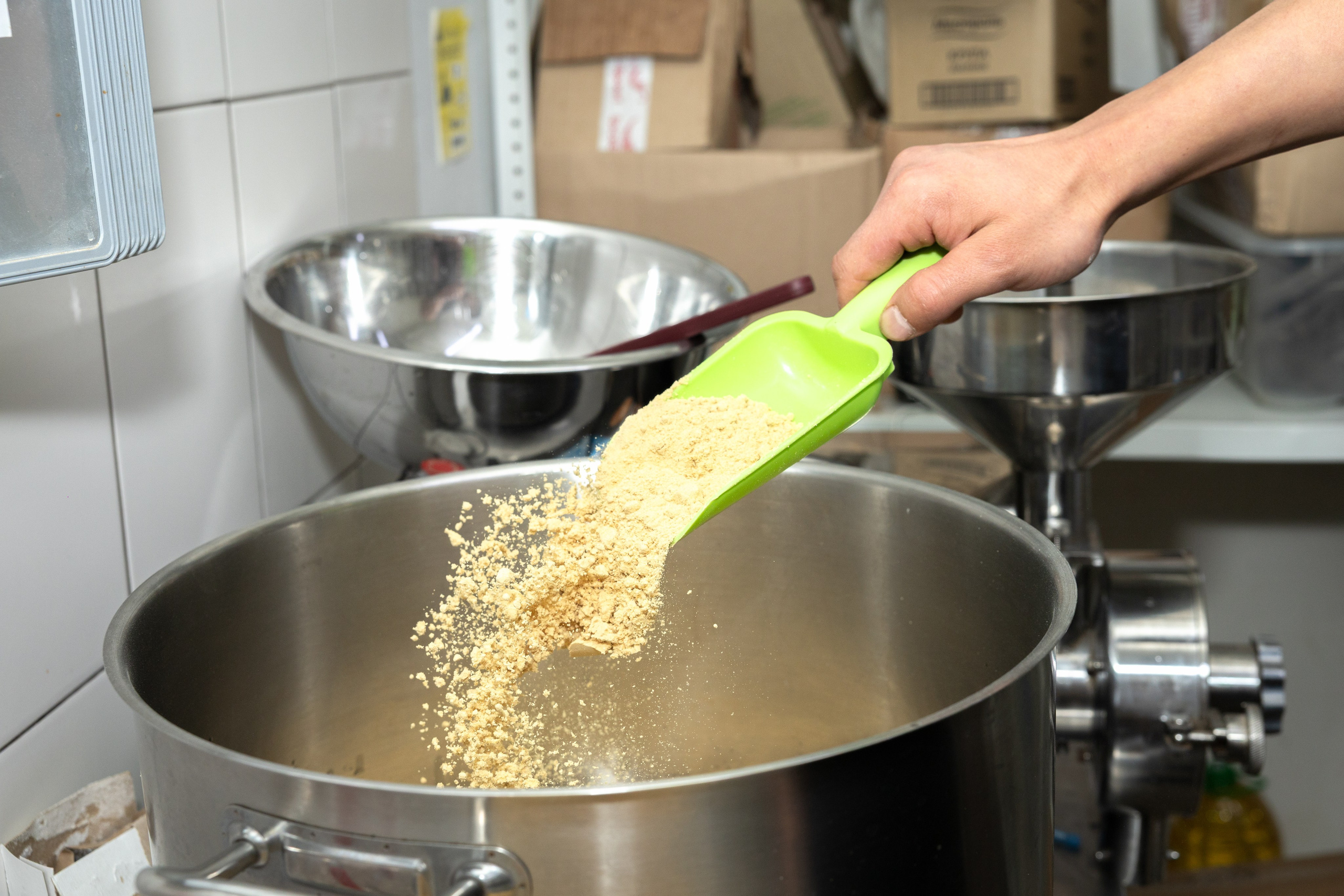 Экскурсия на производство и дегустация продукции GoodFood. Портретный фотограф в Москве Людмила Кочеткова