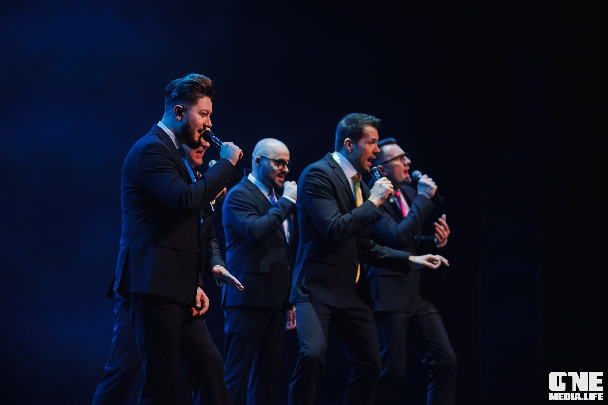 Фоторепортаж из Янтарь Холла. One Media Life: фоторепортажи, фотоотчеты с мероприятий и заведений