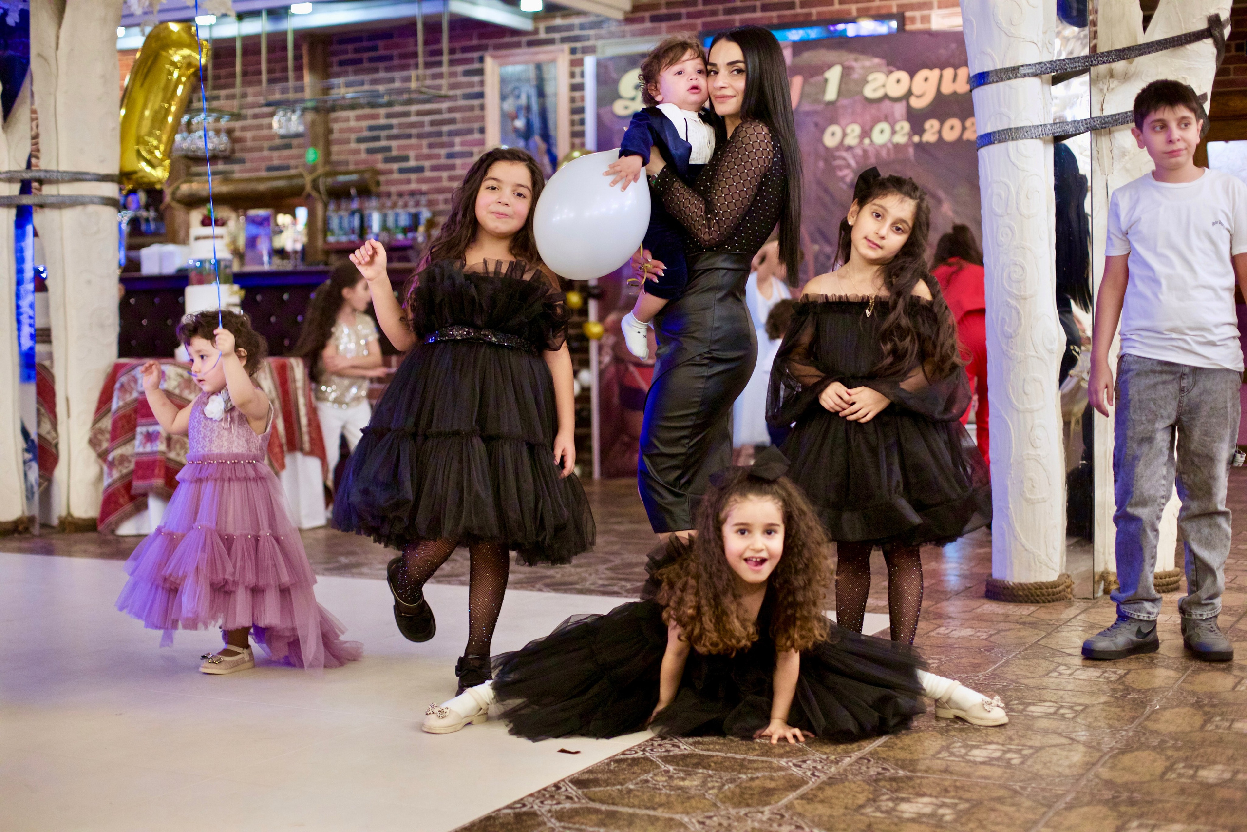 Годик. Свадебный и семейный фотограф-Королева Натали/Раменское-Жуковский-Москва/тел.+7 (985) 153-75-43