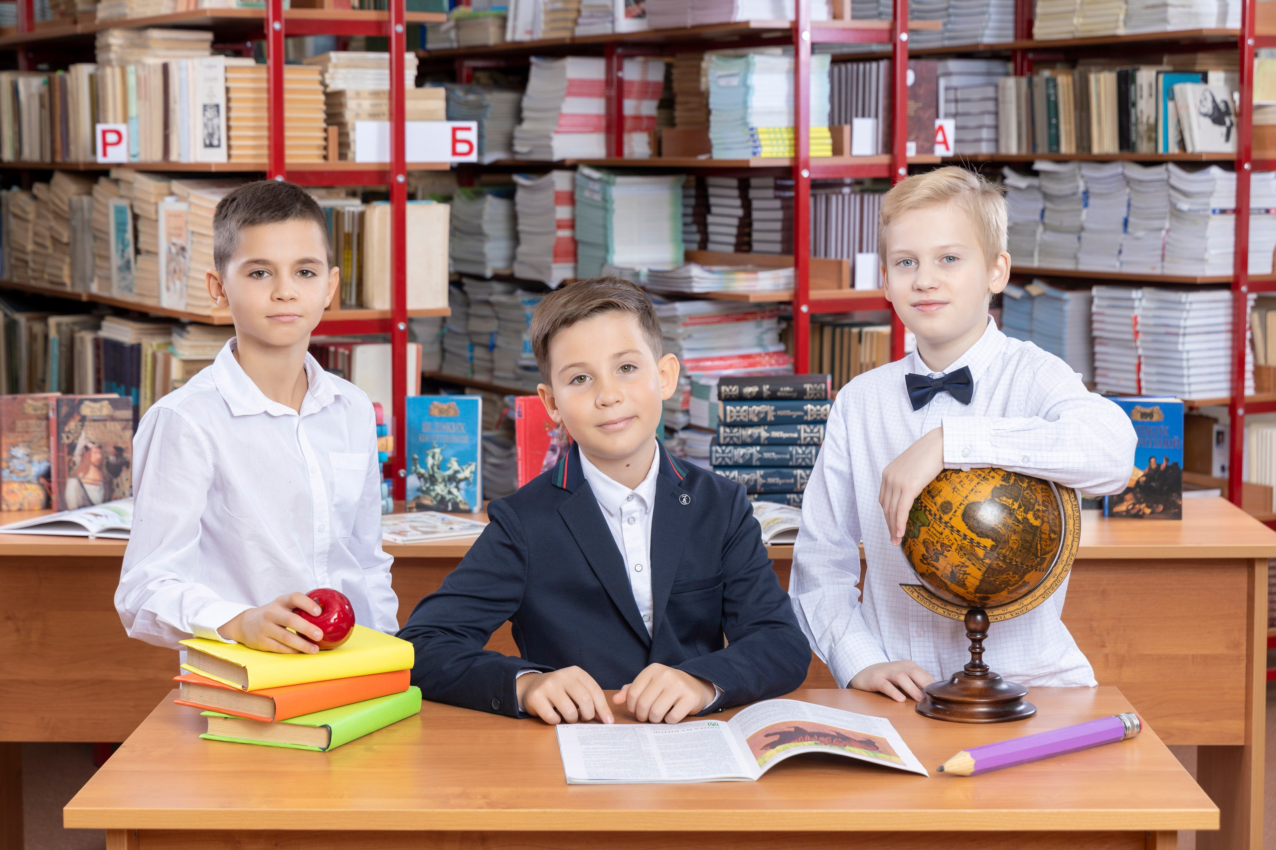 Выпускной альбом 4 класс. Выпускные альбомы в Москве и Подмосковье