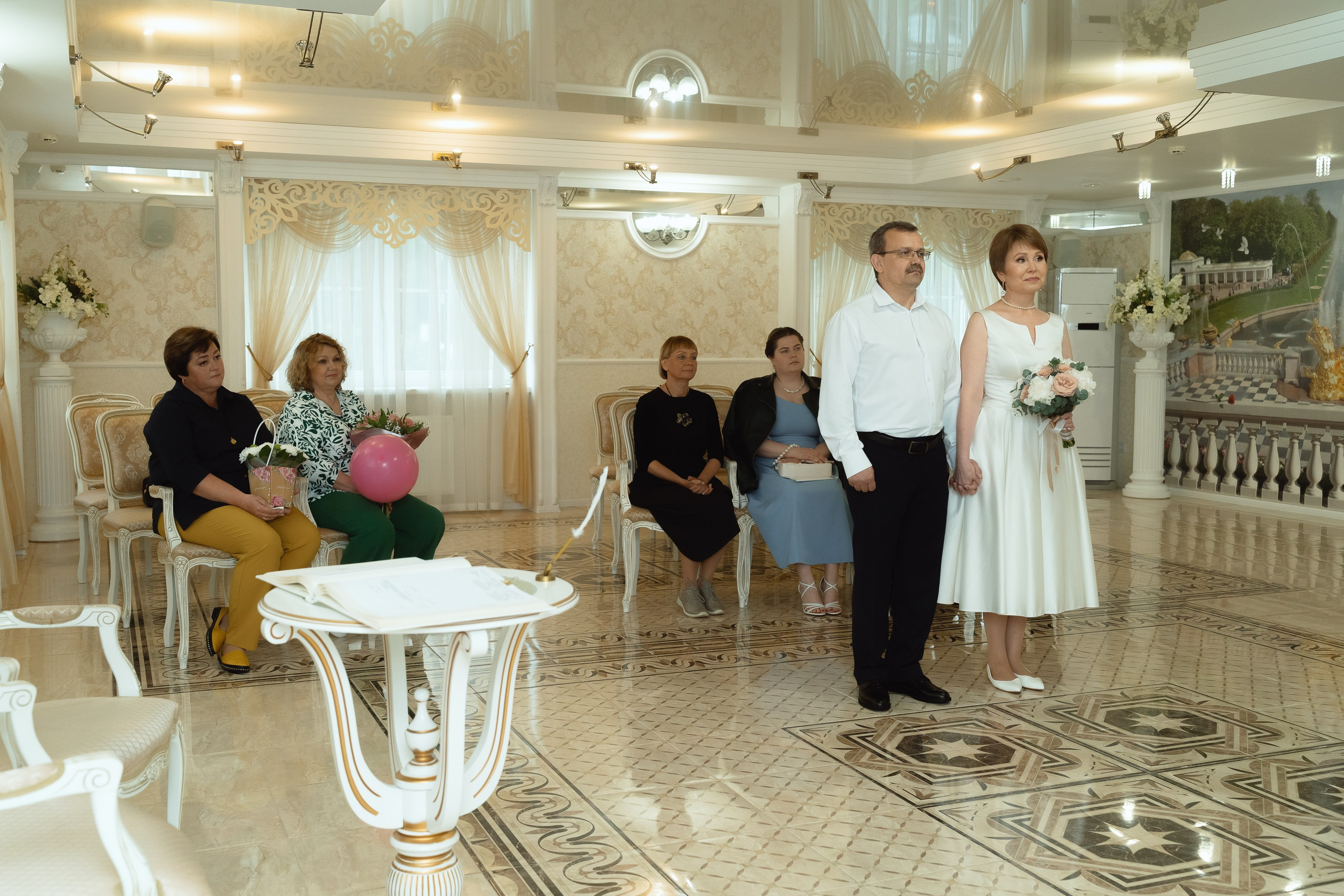 ЗАГС Петербурга, церемония в классическом зале