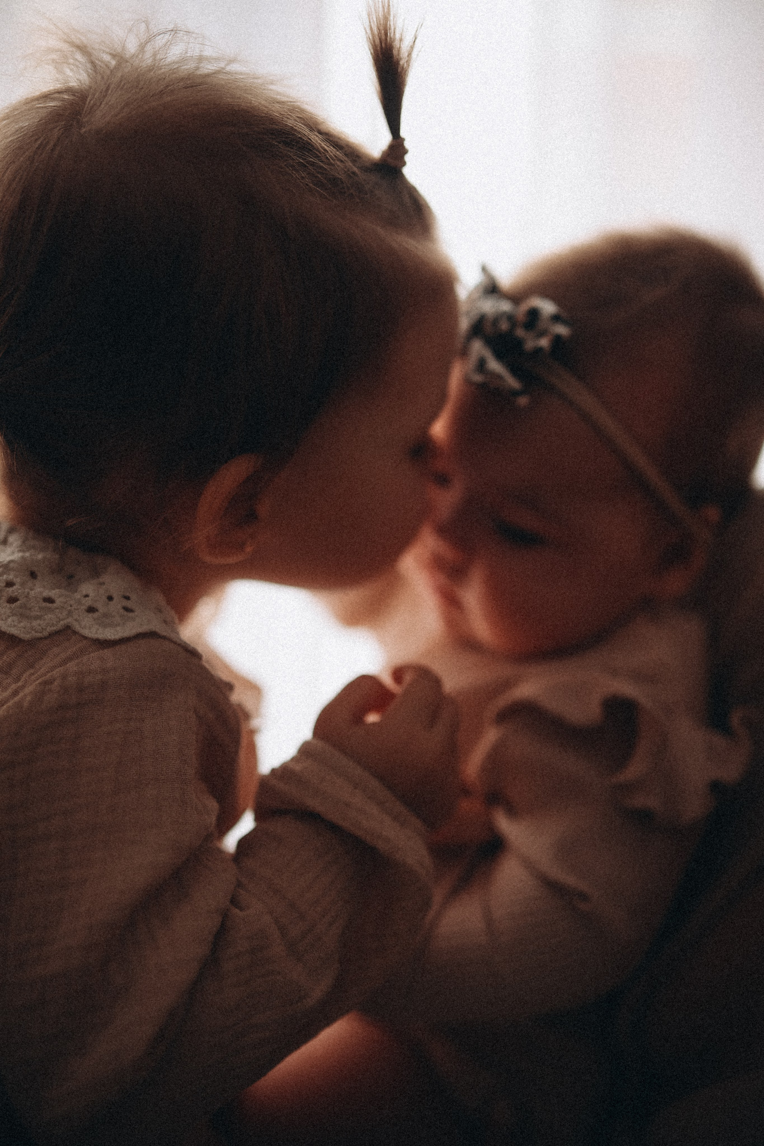 Катя, Максим и малышки Агата с Даной. Семейный фотограф в Москве и Люберцах Юлия Гуськова