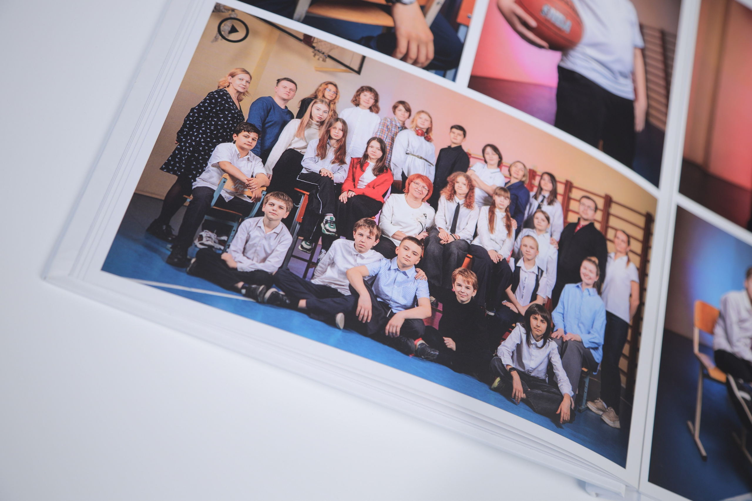 МЛАДШИЕ КЛАССЫ. Выпускные альбомы для школьников и детских садов в Санкт-Петербурге