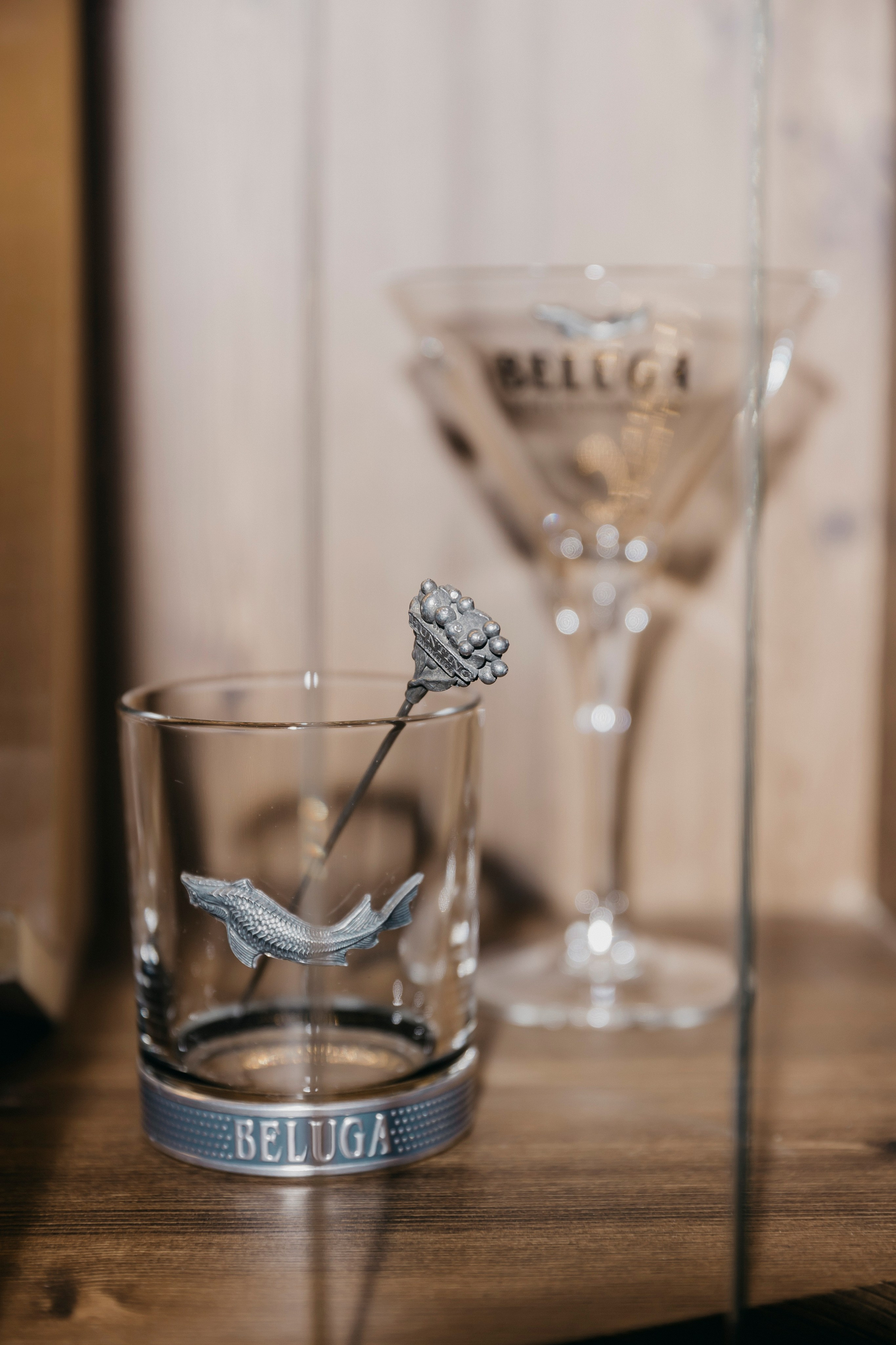 Ужин Коллекционеров, Белуга, Москва. «Птичка на проводе»: информационный портал в Москве