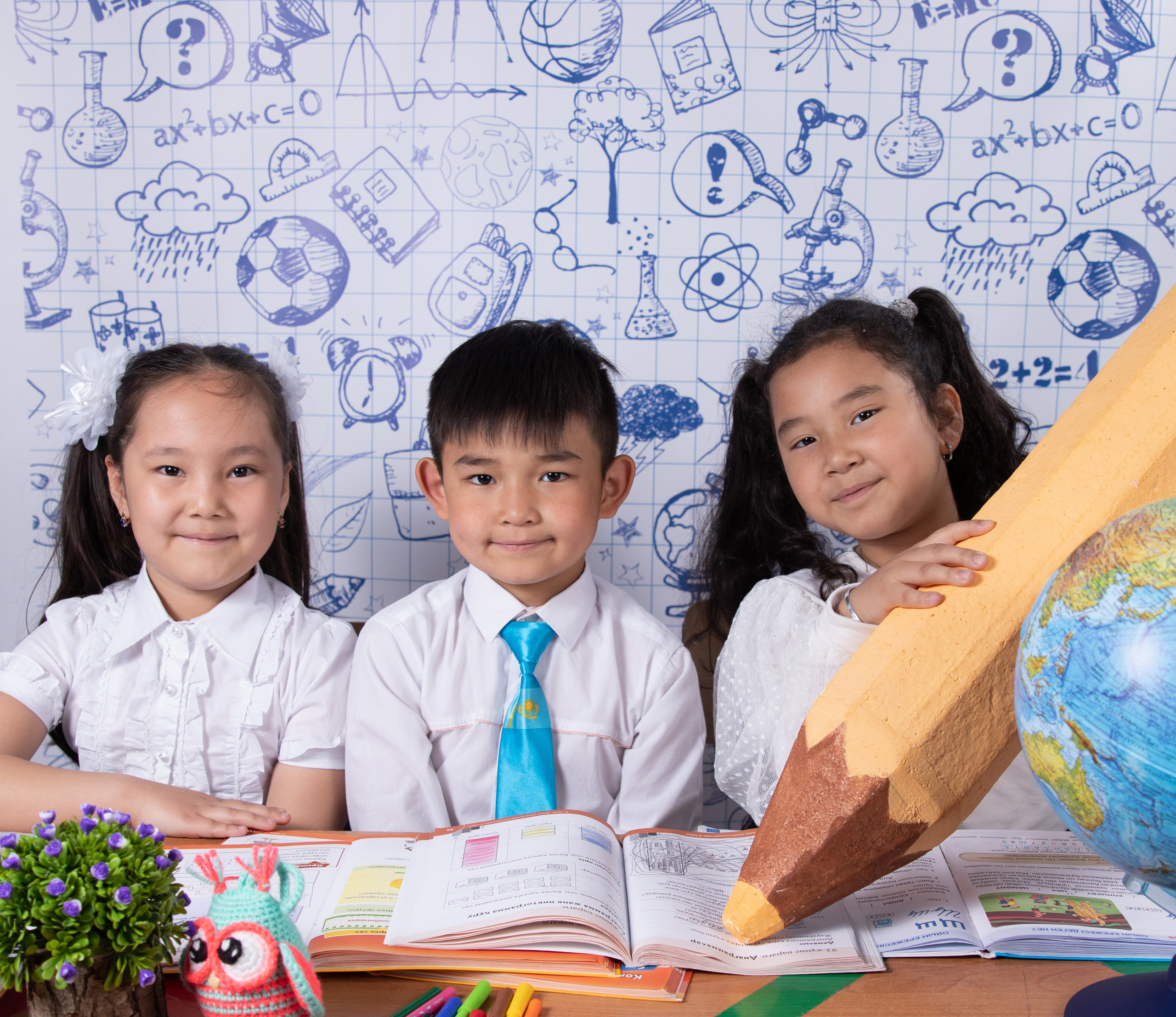 Фотосопровождение детских садов и школ. Детский фотограф в Алматы, виньетки, выпускной альбом Алматы