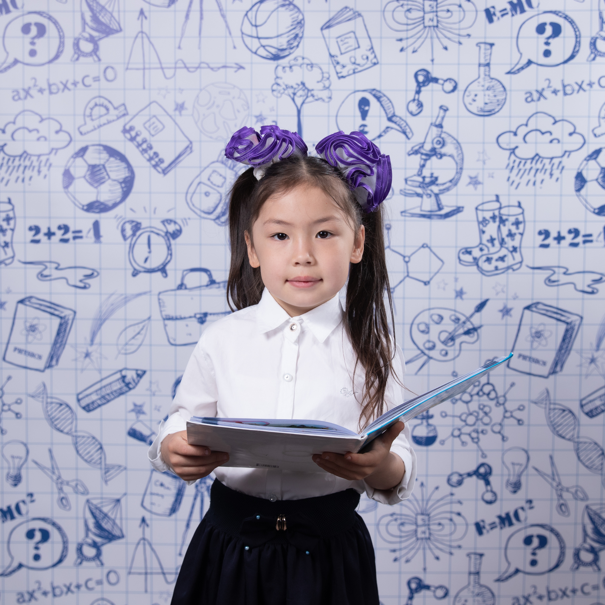 Портрет школьника с применением профессионального оборудования. Детский фотограф в Алматы, виньетки, выпускной альбом Алматы