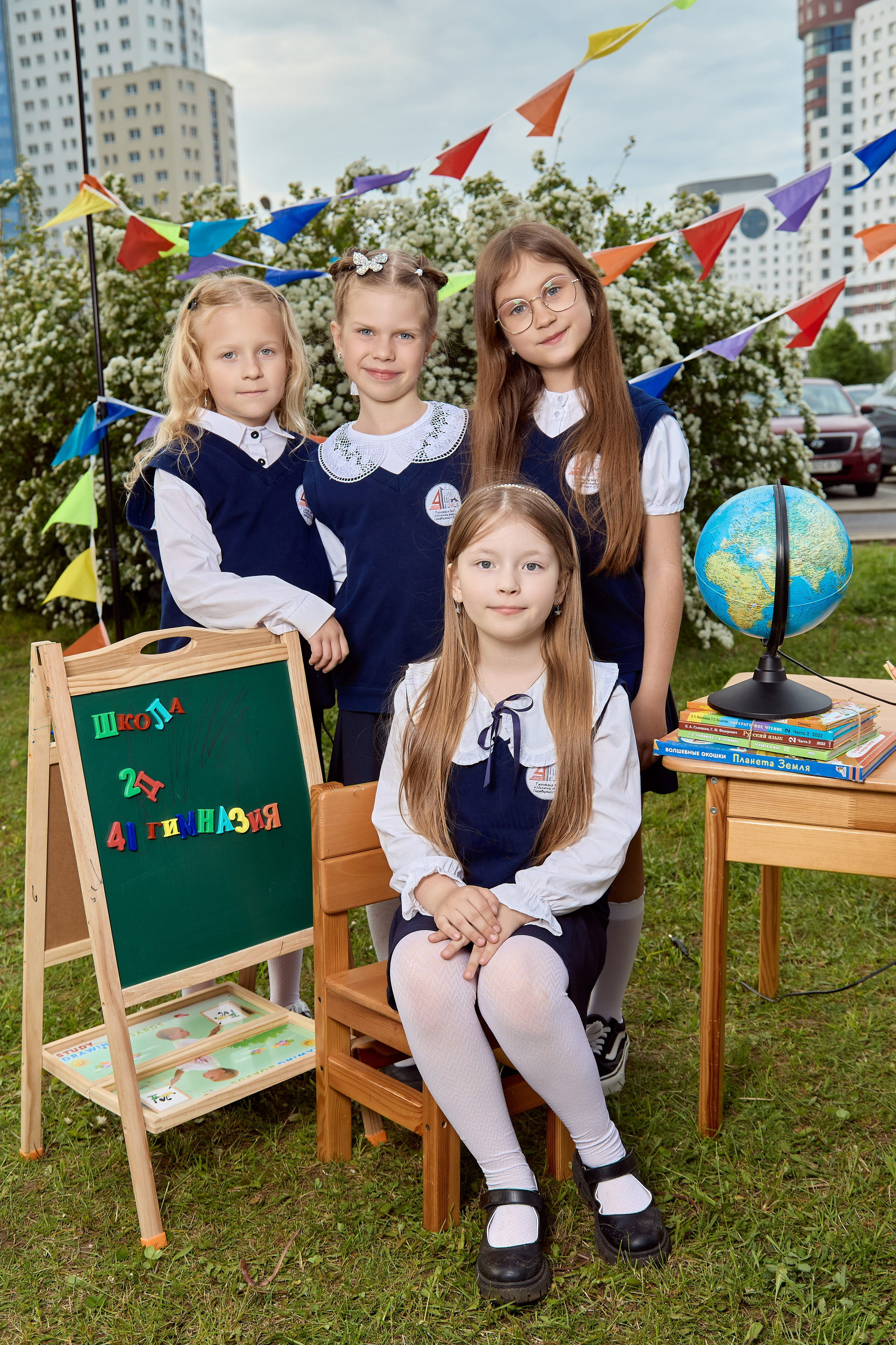 Семейная история 2 «Д». Школьный фотограф Дмитрий Дудик