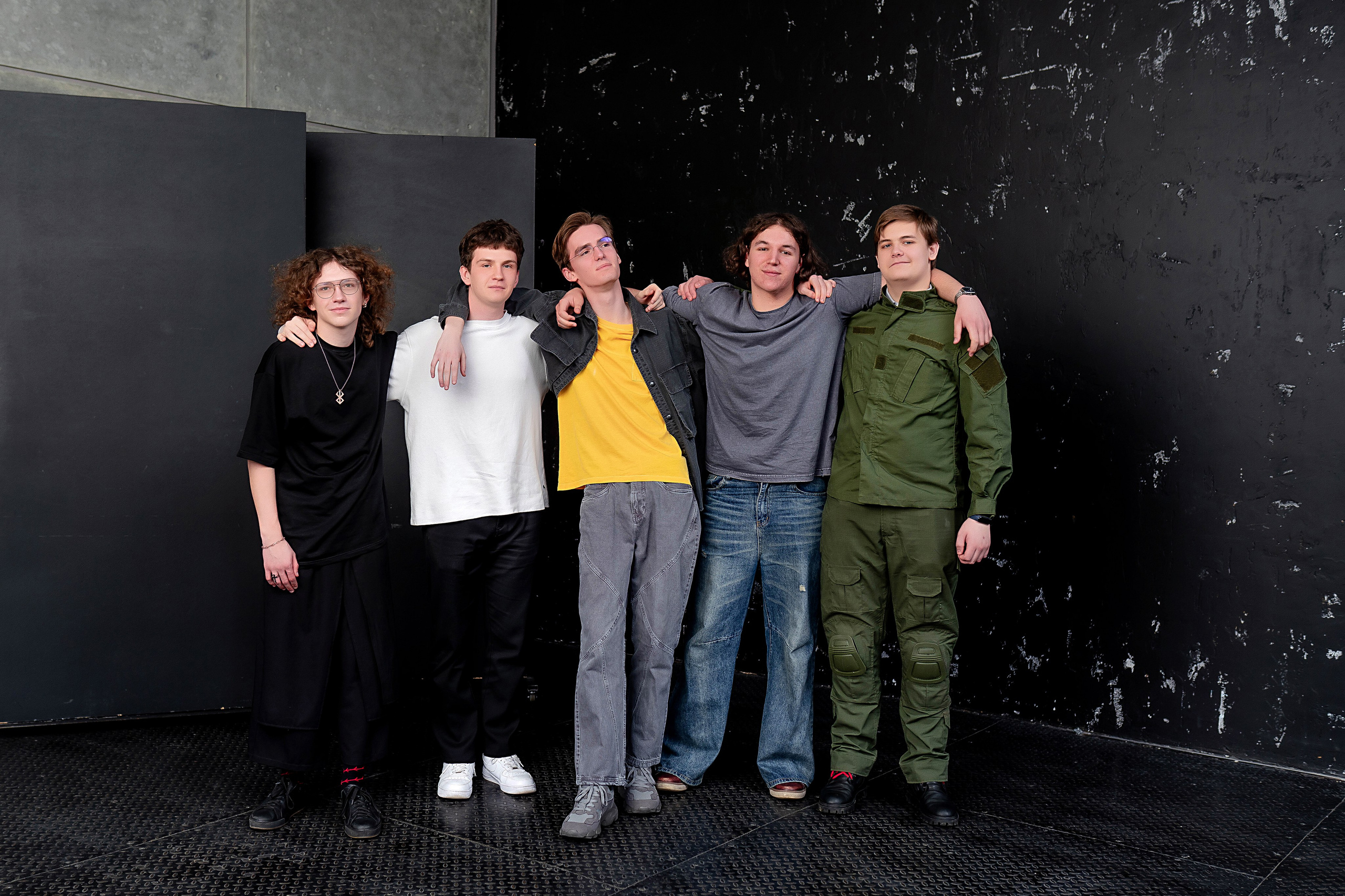 Выпускные (школьные) альбомы (книги) в Ростове-на-Дону. Современные Выпускные Альбомы в Ростове-на-Дону