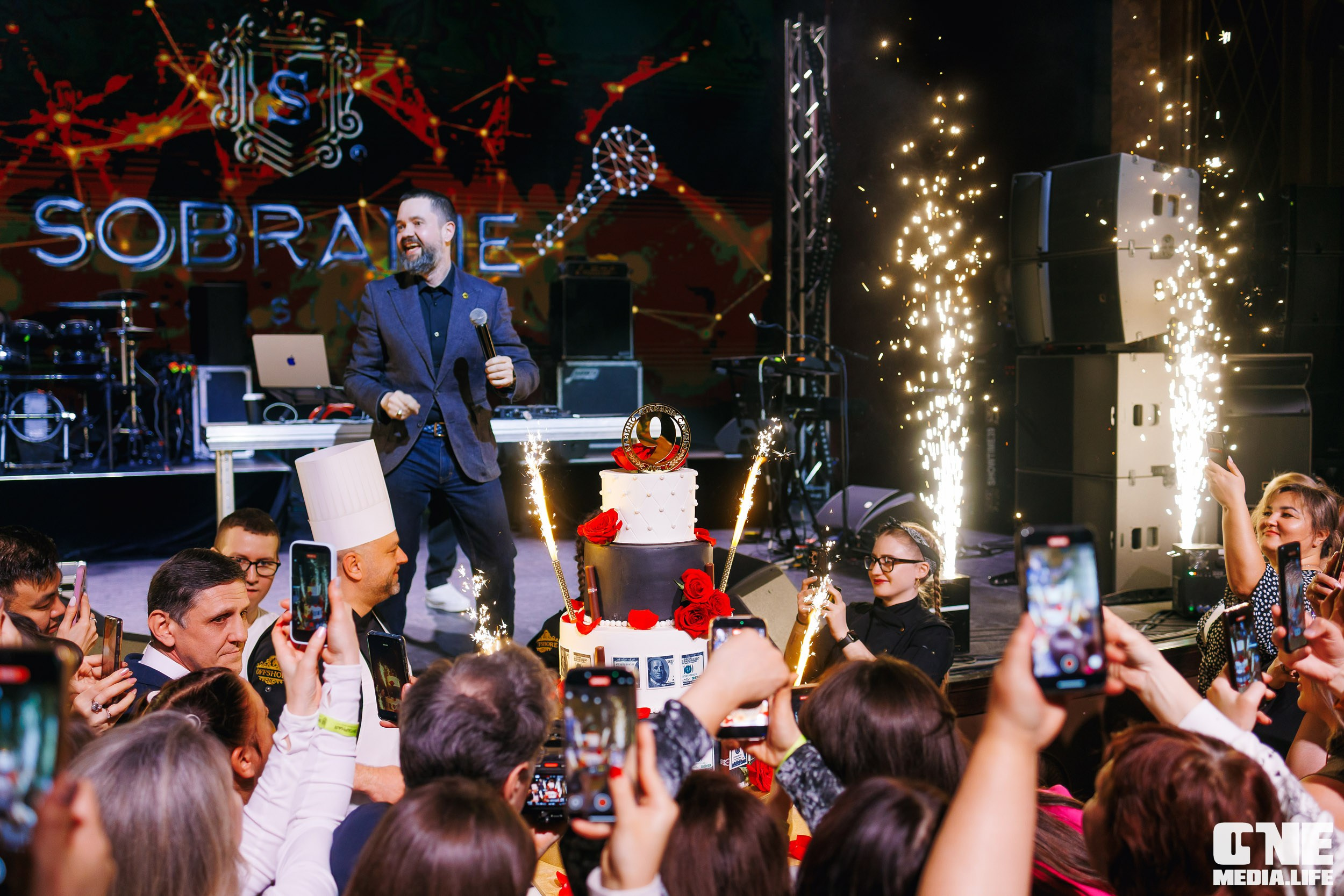 Фоторепортаж из казино Собрание. One Media Life: фоторепортажи, фотоотчеты с мероприятий и заведений