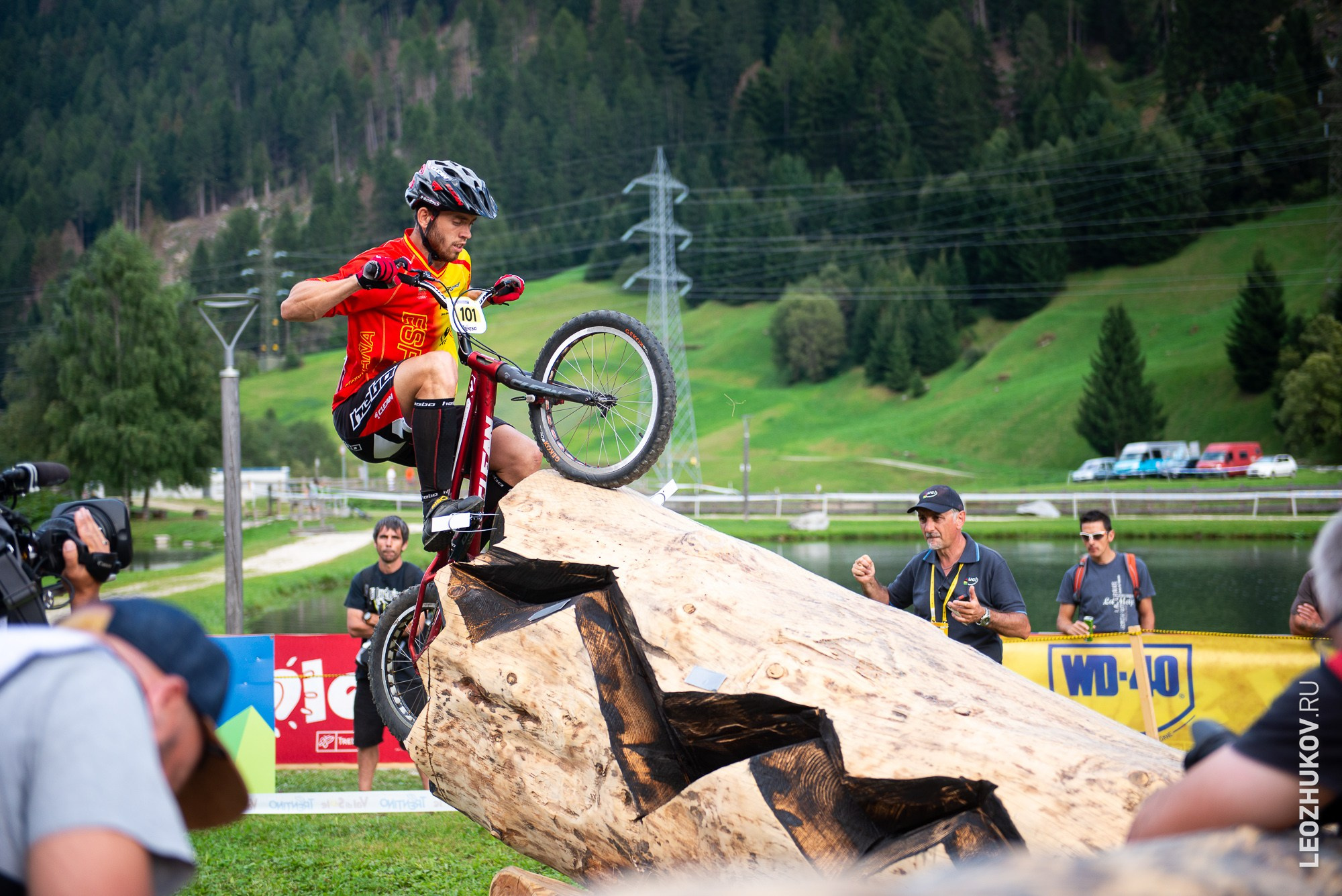 UCI Trials World Championships 2016 — finals. Sports photographer Leonid Zhukov