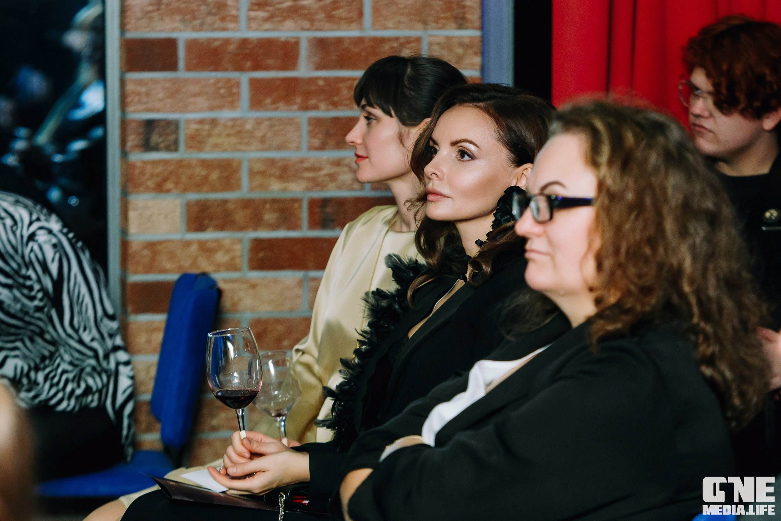 Новогодний Огонёк от Верю в Чудо. One Media Life: фоторепортажи, фотоотчеты с мероприятий и заведений