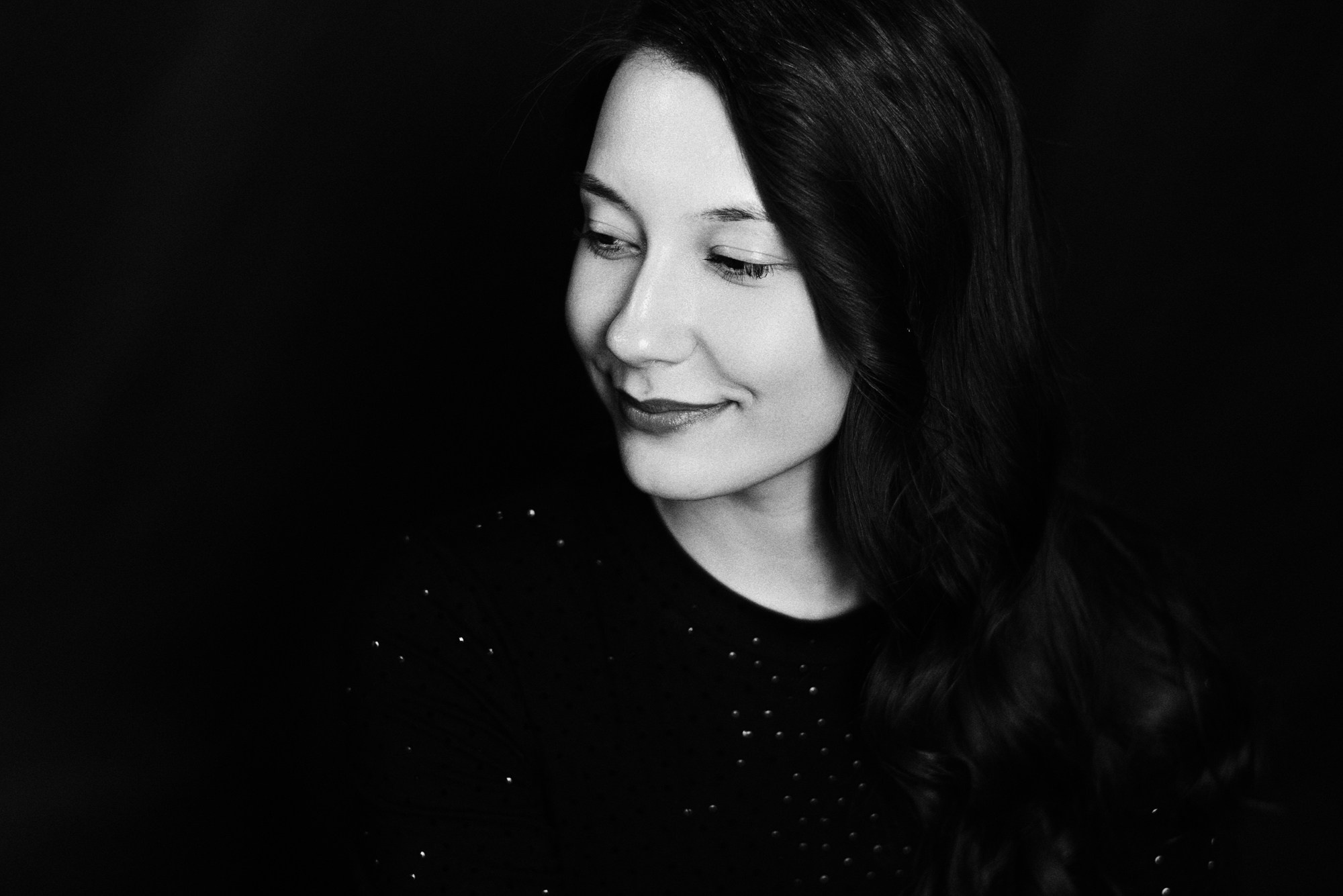 ЧБ портрет в Тюмени | Фотограф Дарья Мустафина. Портретный фотограф Тюмень Дарья Мустафина