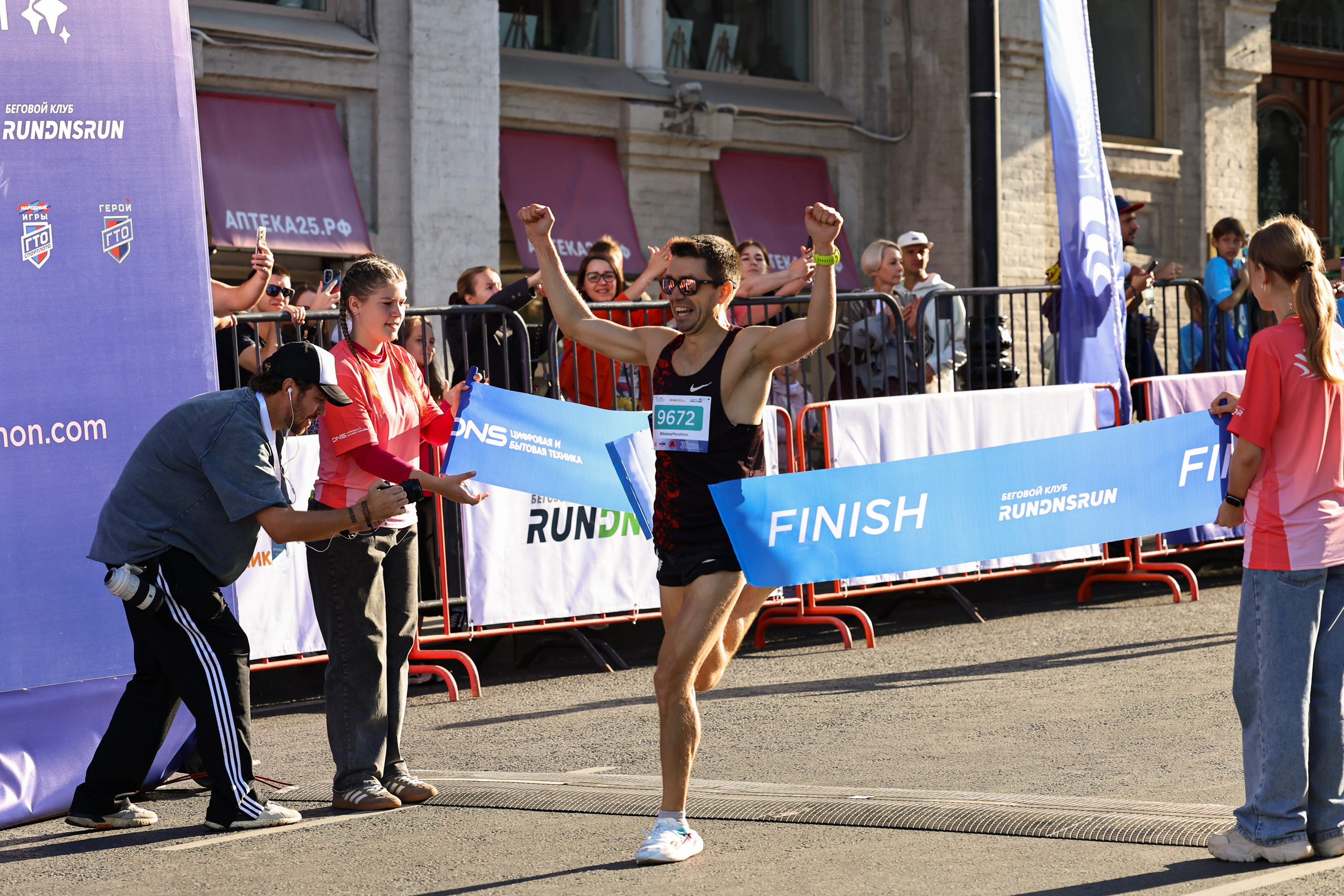 Репортажная фотосъемка во Владивостоке. Портретный, свадебный, репортажный фотограф во Владивостоке Юлиана Джули Фокс