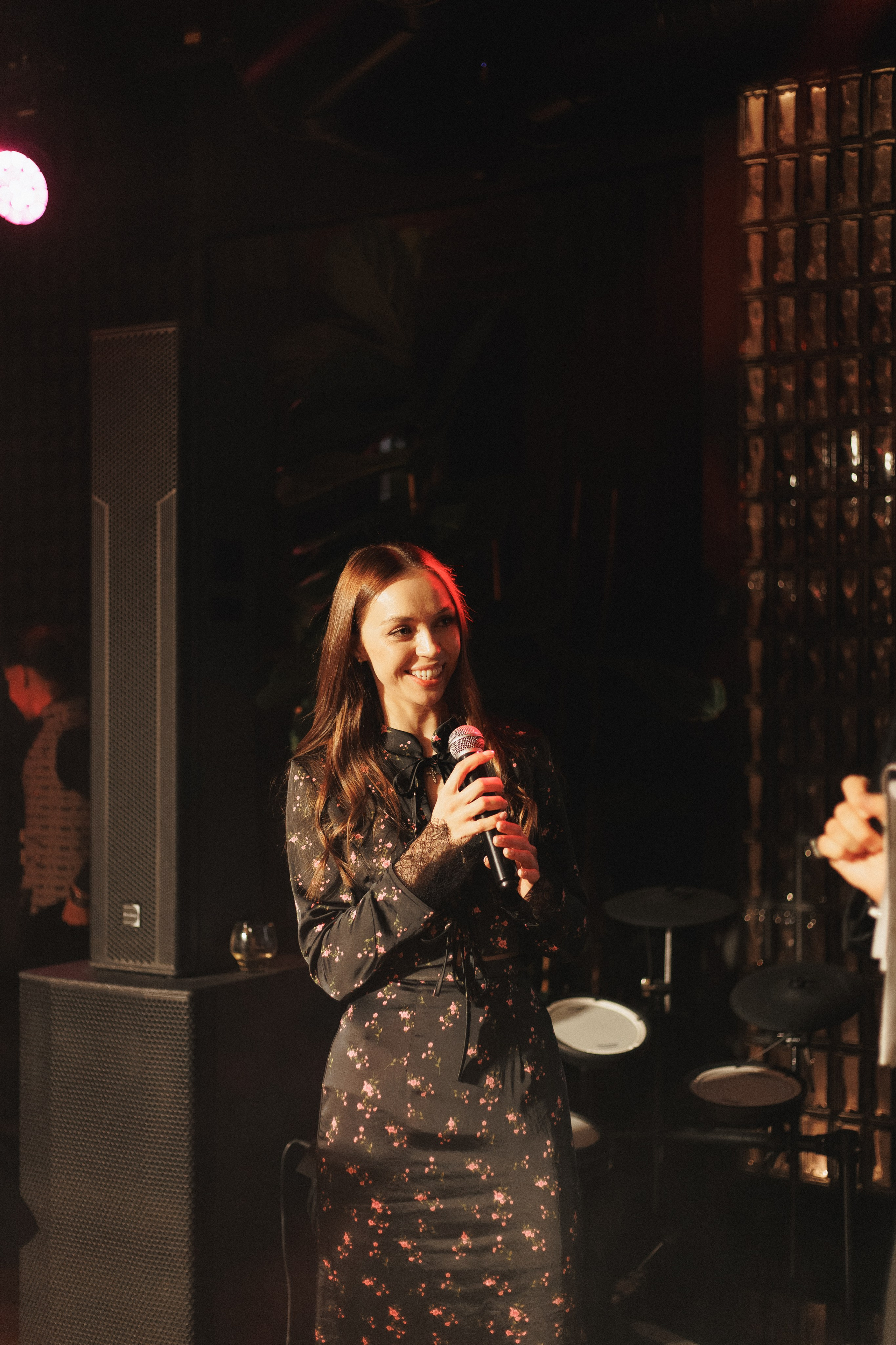 B.DAY PARTY ЖУРНАЛА •G. СВОИ. ФОТООТЧЕТЫ-СОБЫТИЯ-МЕСТА