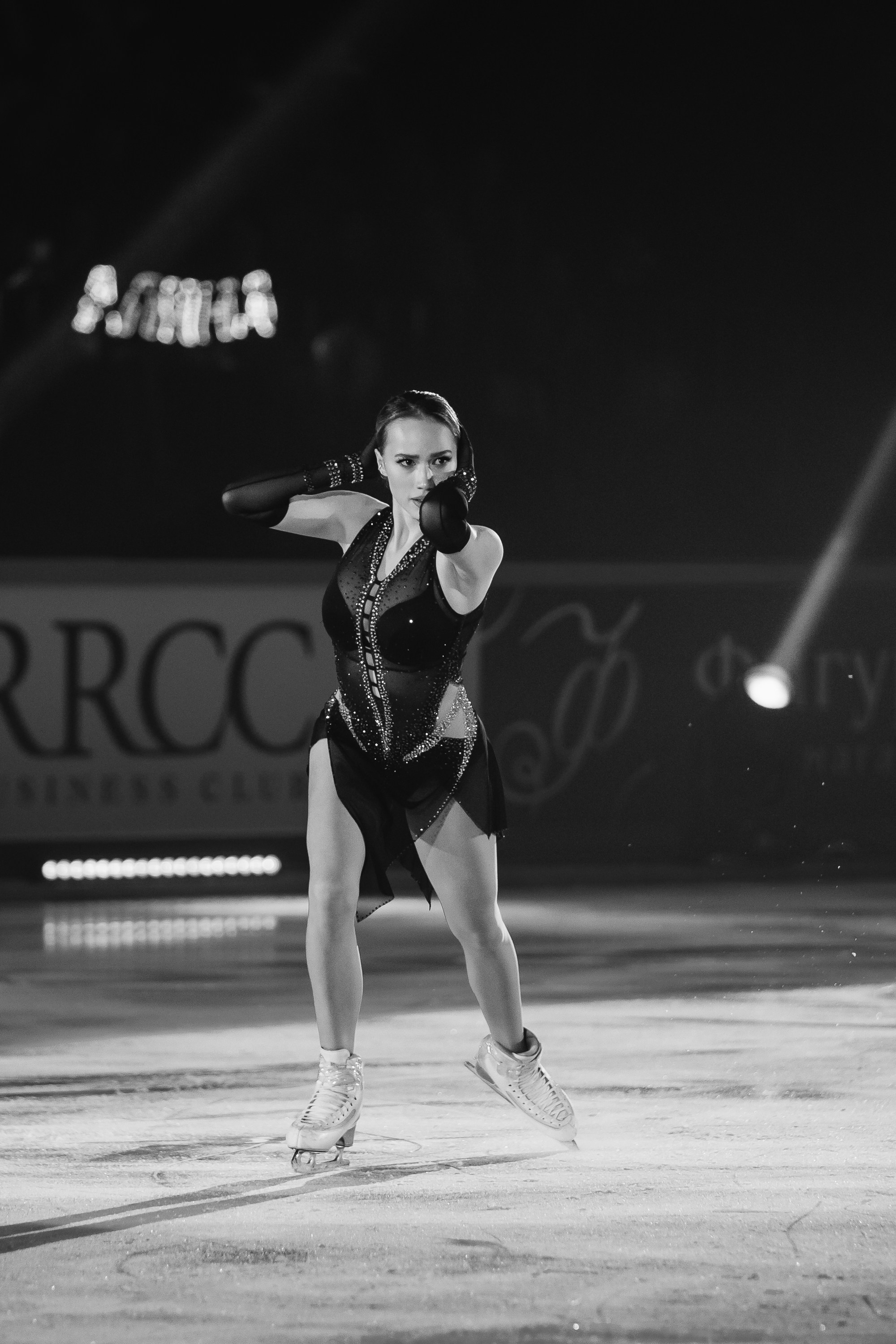 Шоу «Чемпионы на льду» в Новосибирске. Воробьева Ксения — Спортивный и танцевальный фотограф Новосибирск