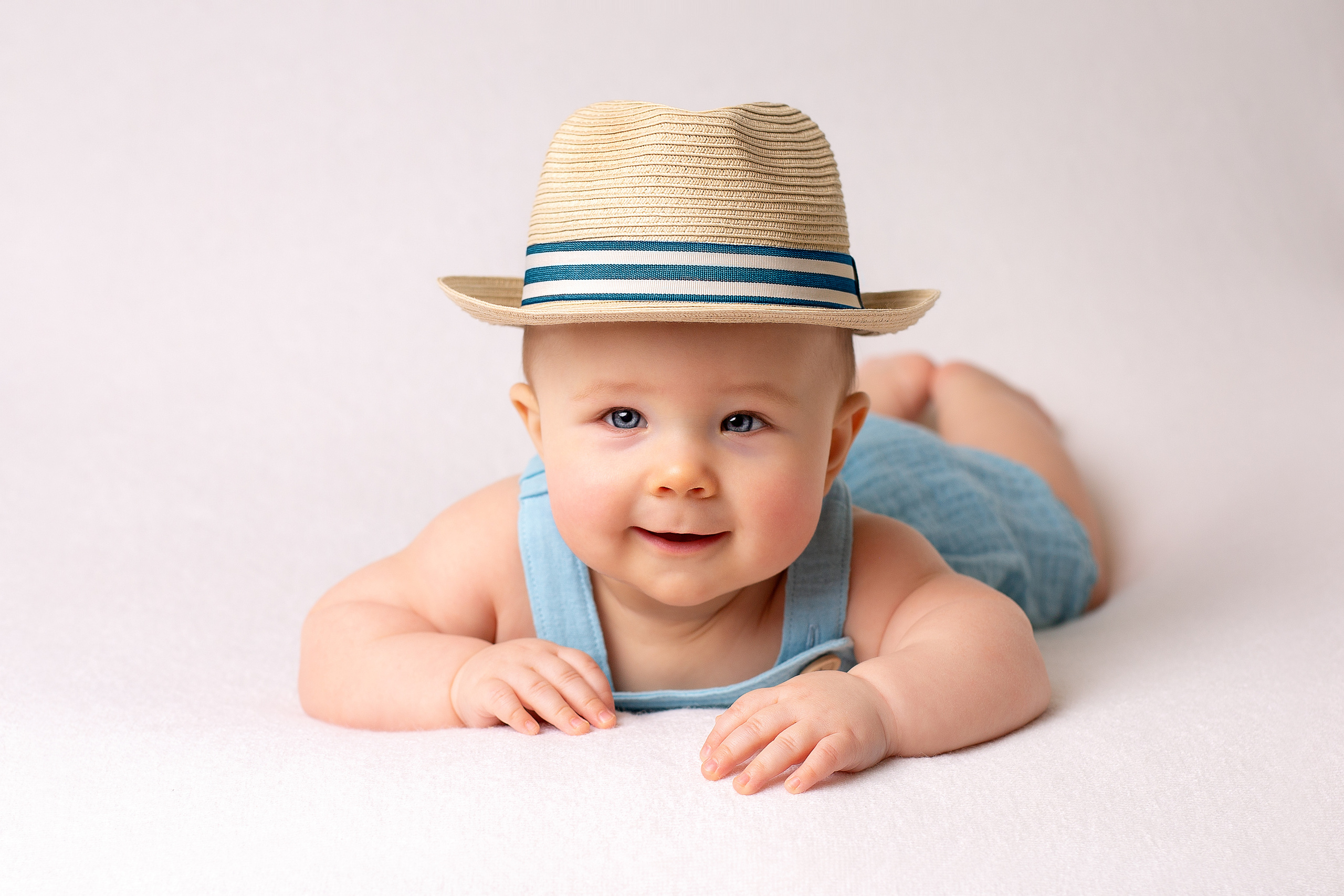 Фотосессия Андрюши. Детский фотограф в Екатеринбурге и Арамили Лариса Кузнецова