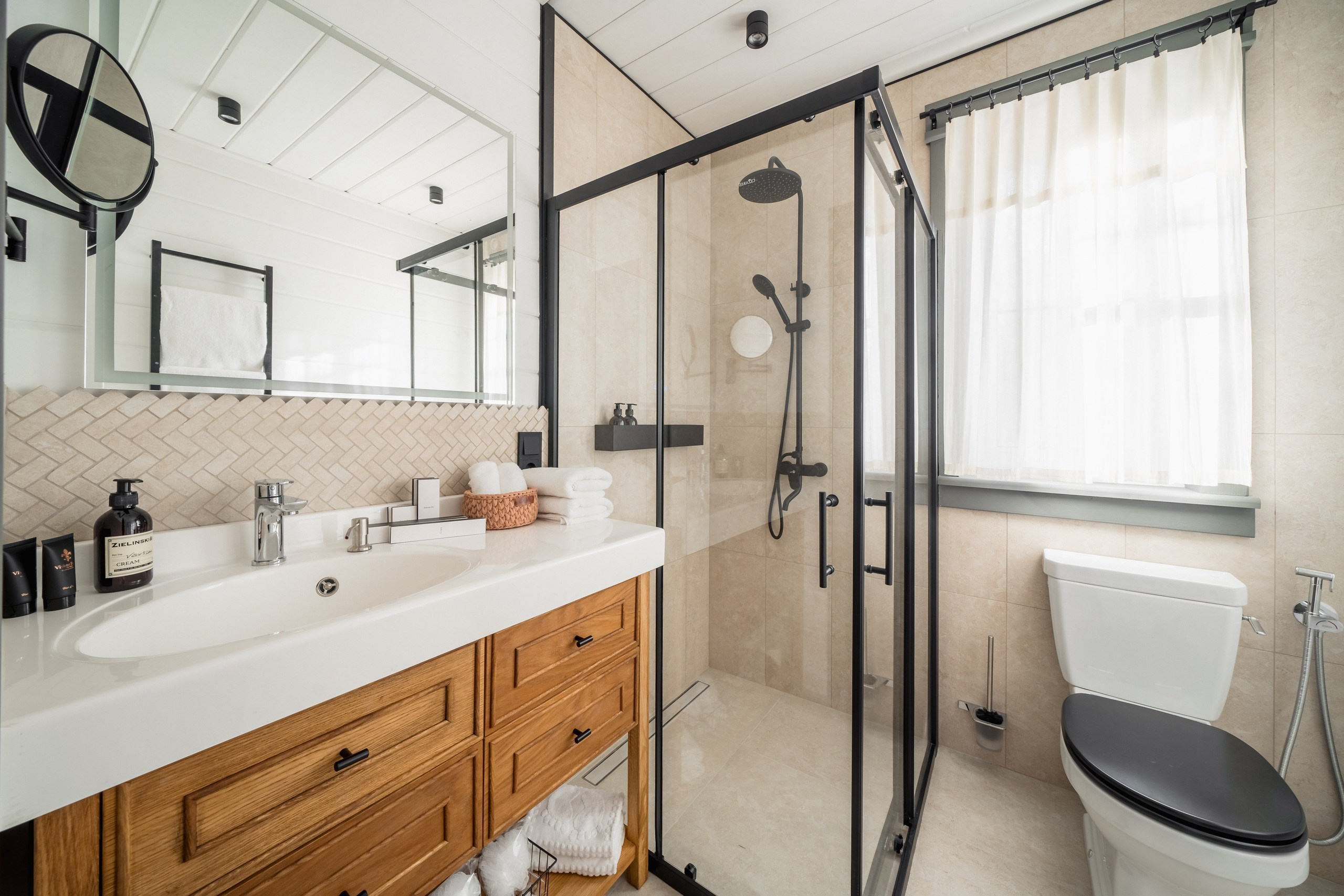 House in Lisiy Nos. Svyatoslav Bunkov | photographer