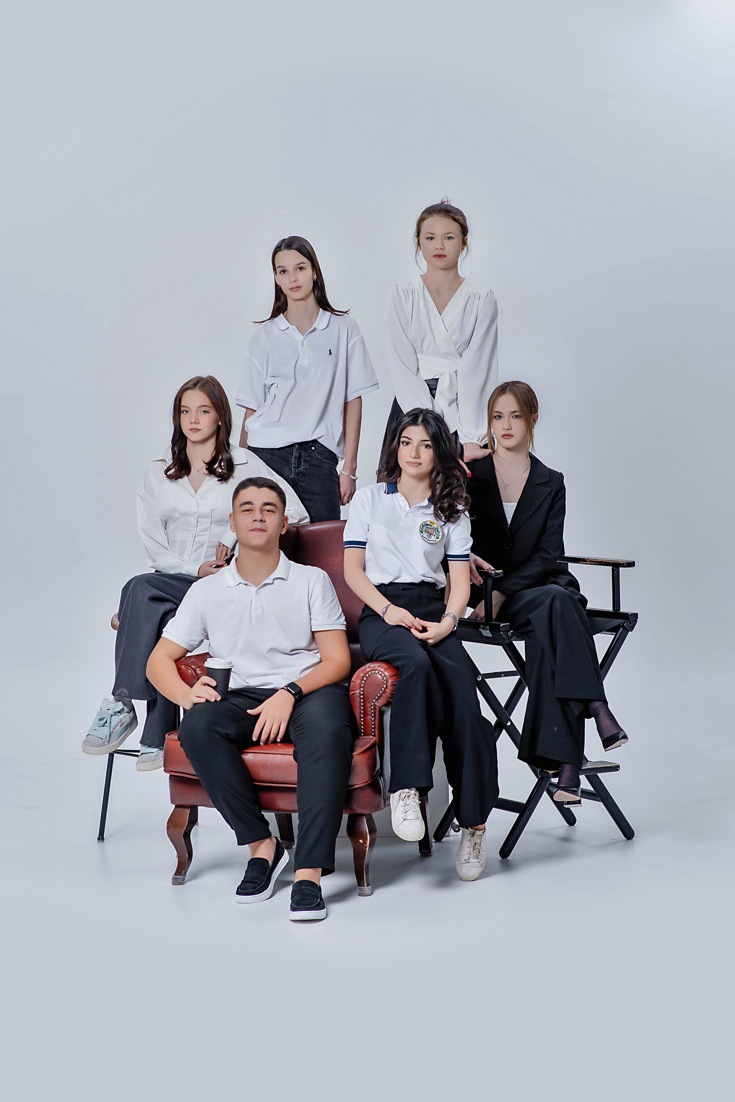 Выпускные (школьные) альбомы (книги) в Ростове-на-Дону. Современные Выпускные Альбомы в Ростове-на-Дону