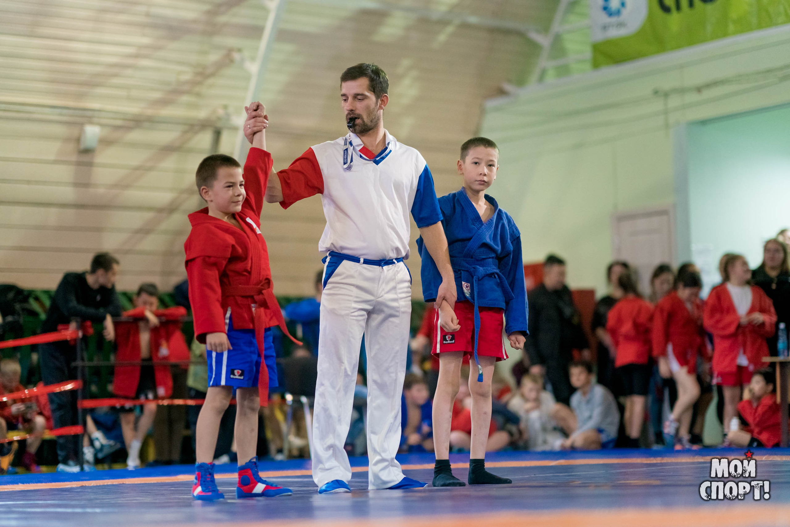Открытое первенство по самбо среди юношей и девушек. Студия «Мой Спорт!» — все о спорте в Якутии
