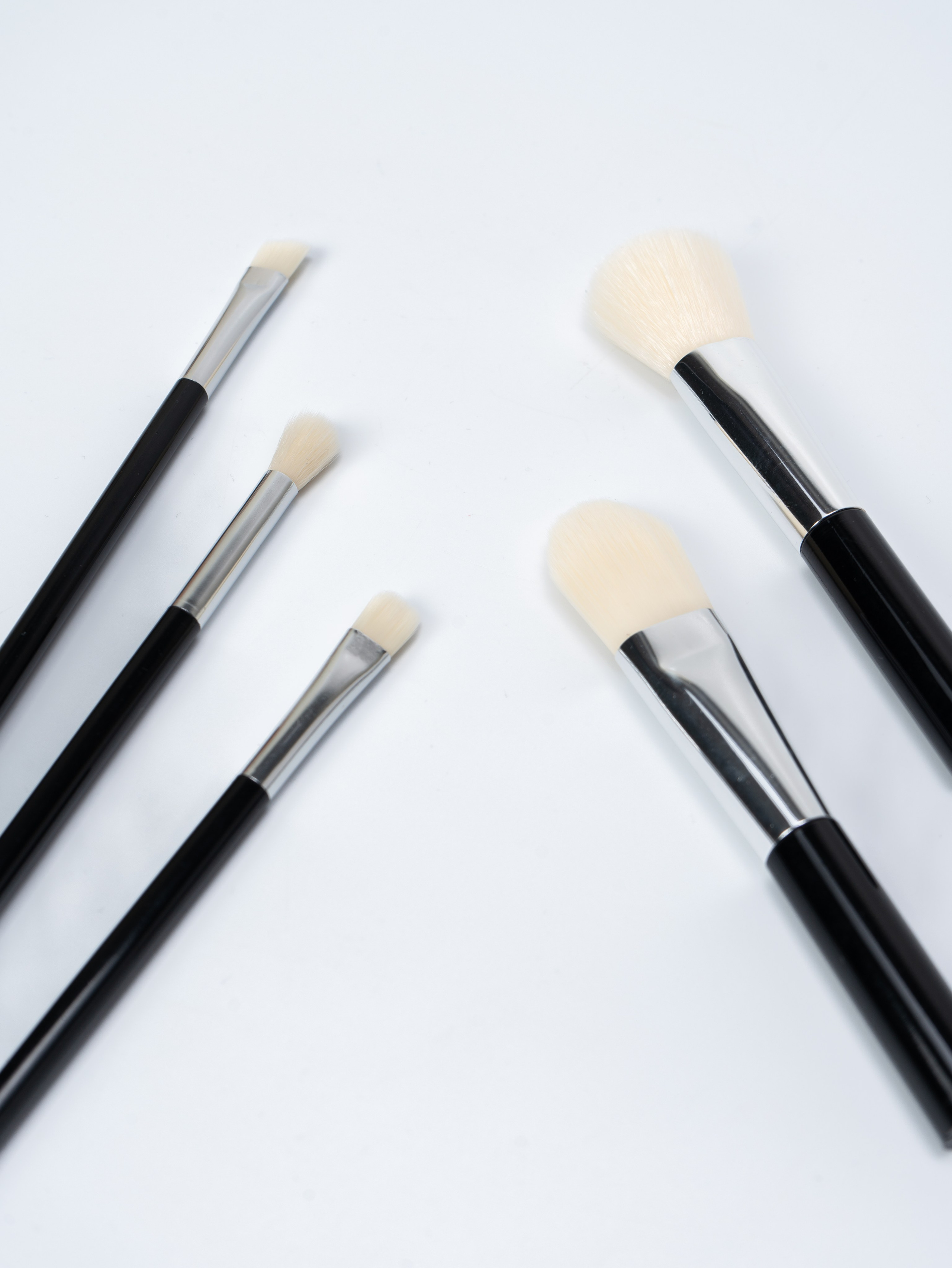 фотосъемка кисточки для макияжа