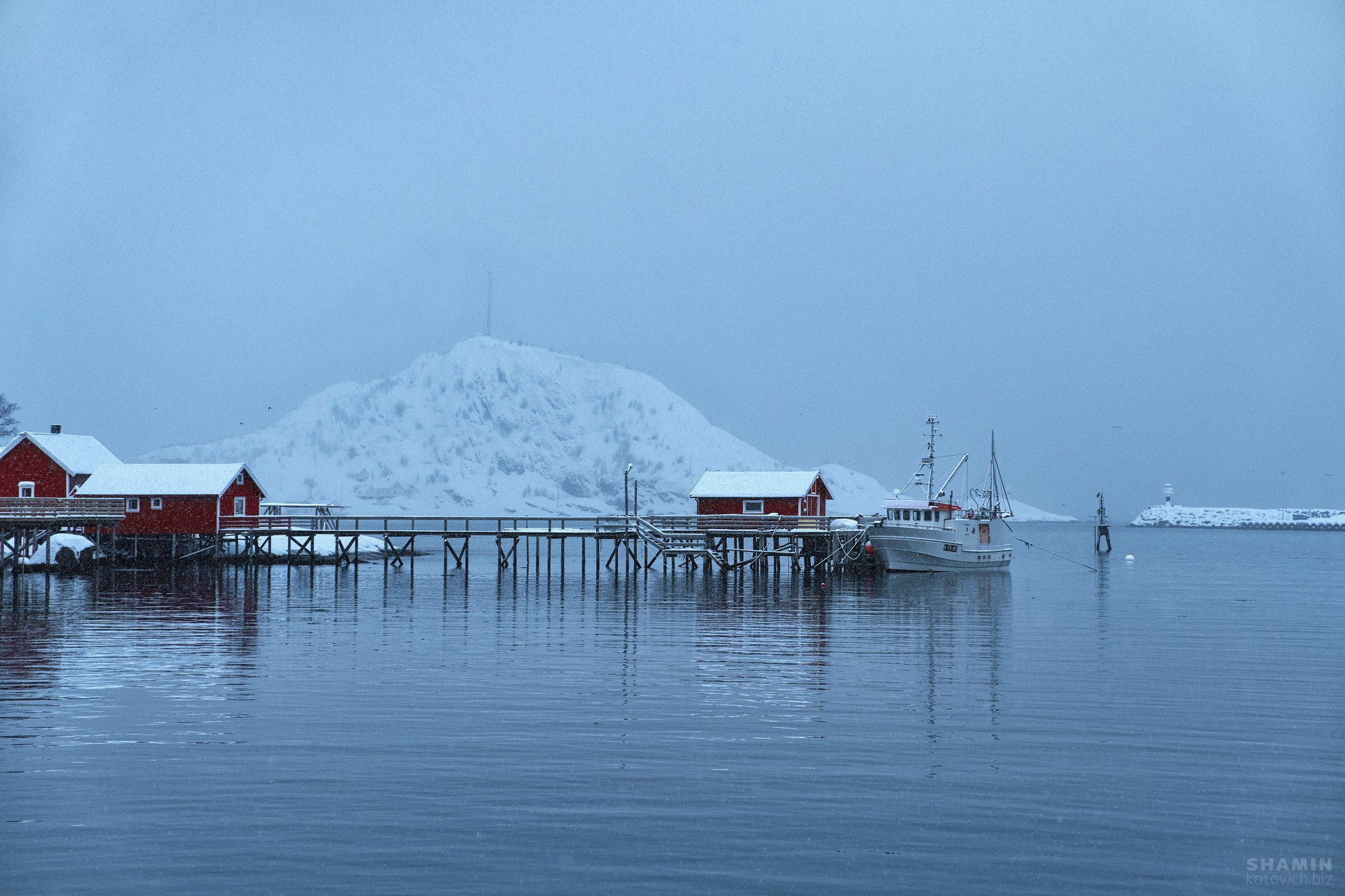 Лофотенские острова — пейзажи, северное сияние и море. Фотограф Константин Шамин. Фотограф Константин Шамин