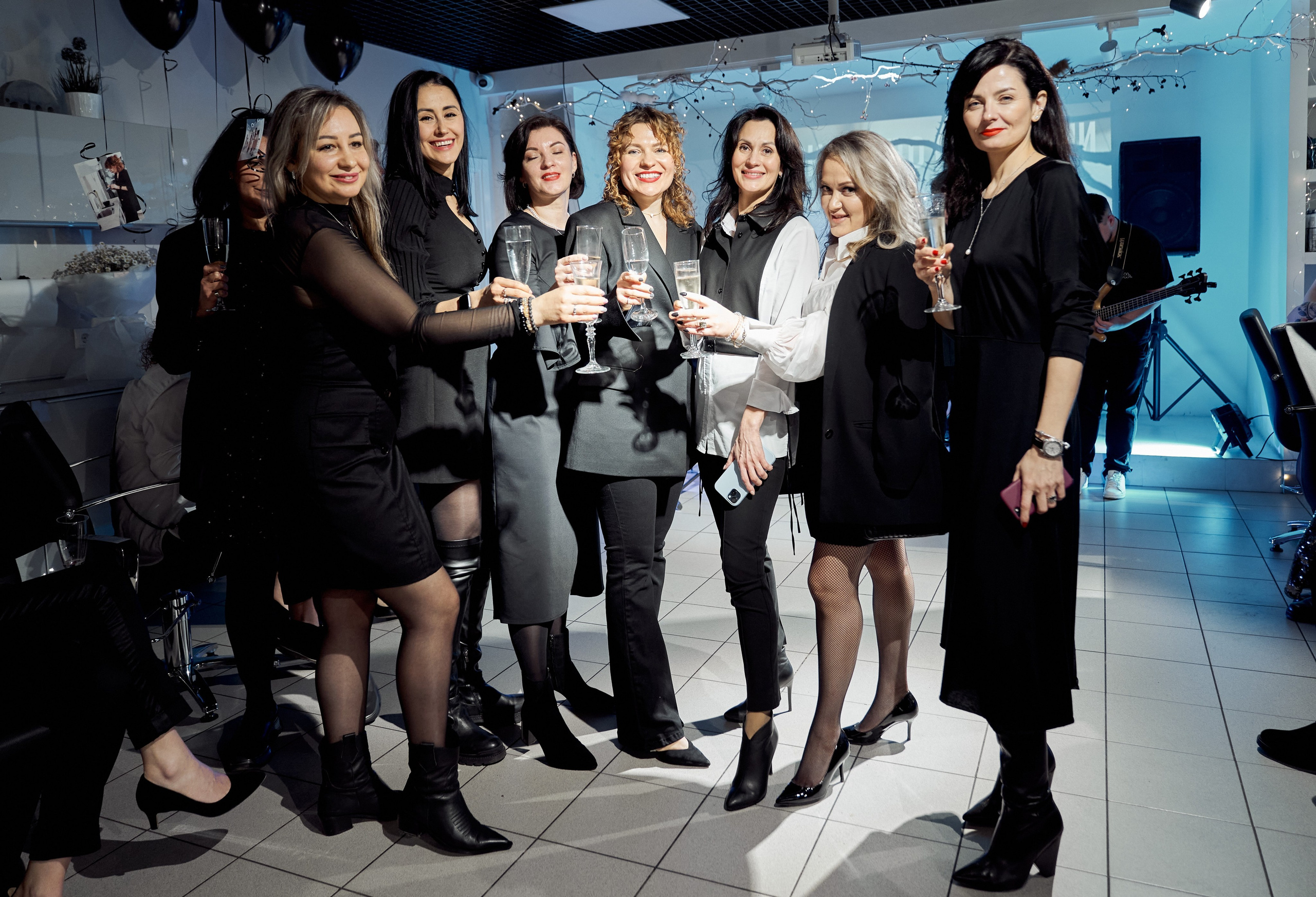 • салон ЛАК. 10 лет. Фоторепортаж мероприятия. Фотограф, индивидуальные женские, мужские фотосессии в Ростове-на-Дону