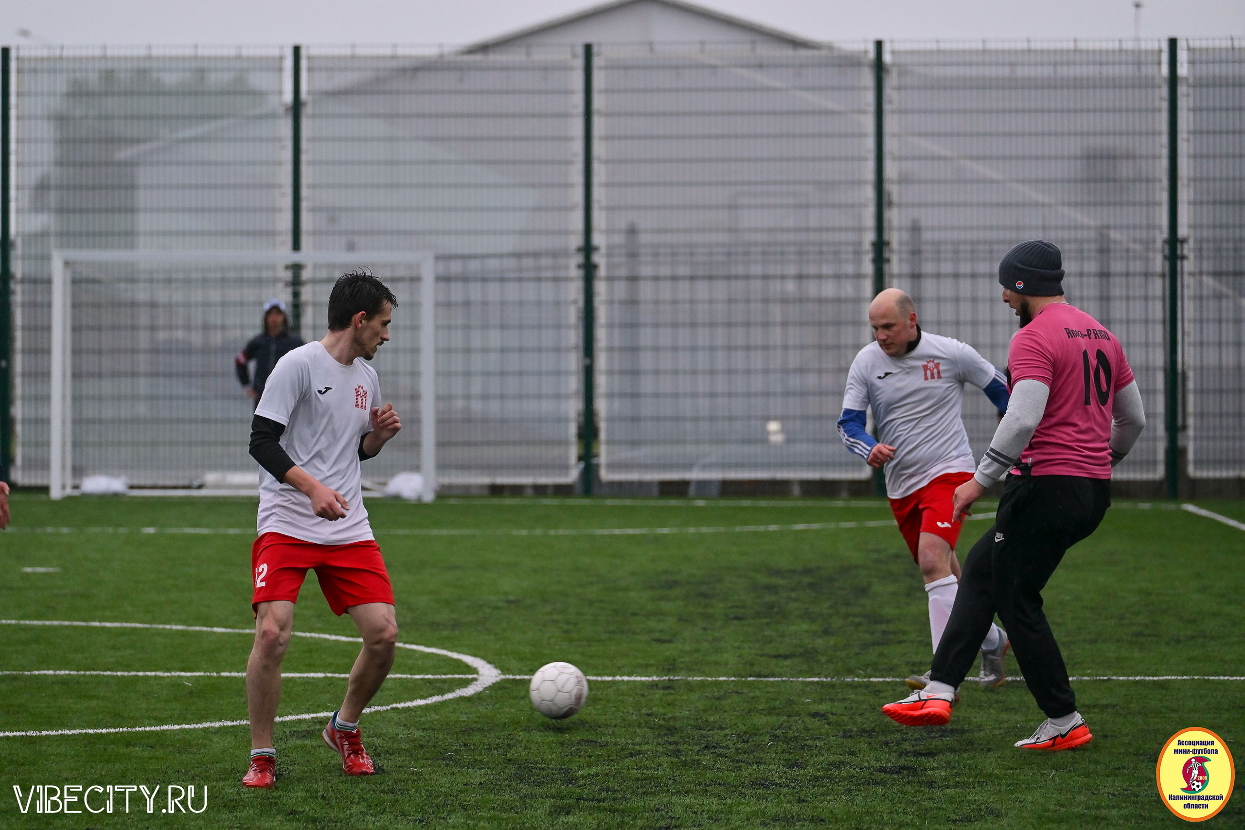 ИГРЫ МИНИ-ФУТБОЛЬНОЙ ЛИГИ. VIBECITY.RU Вайб Сити Ру Фоторепортажи Фотоотчеты Калининград
