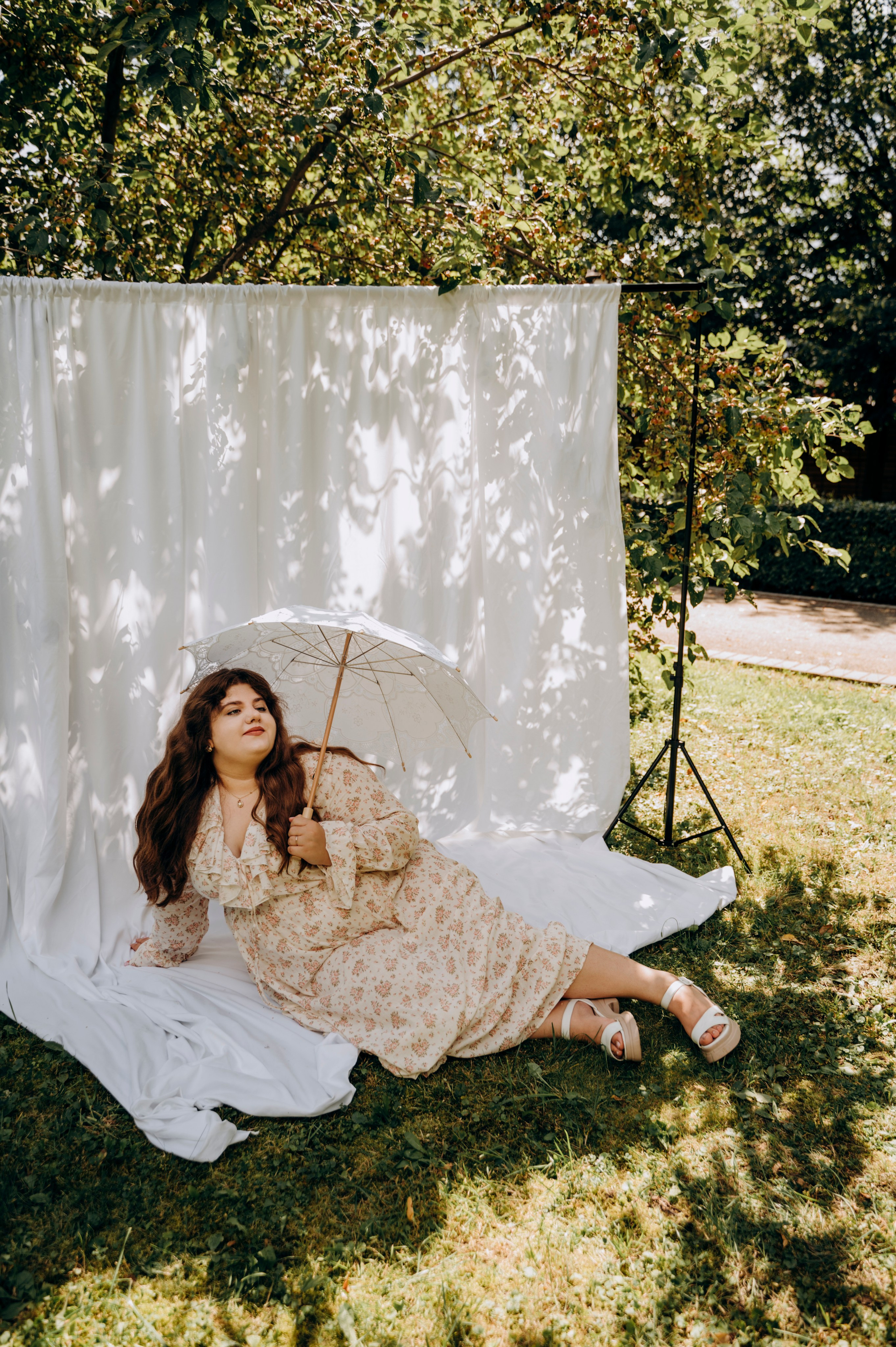 Словно героиня старинного письма, ожившая в лучах августовского солнца. Семейный и детский фотограф Анастасия Монченко