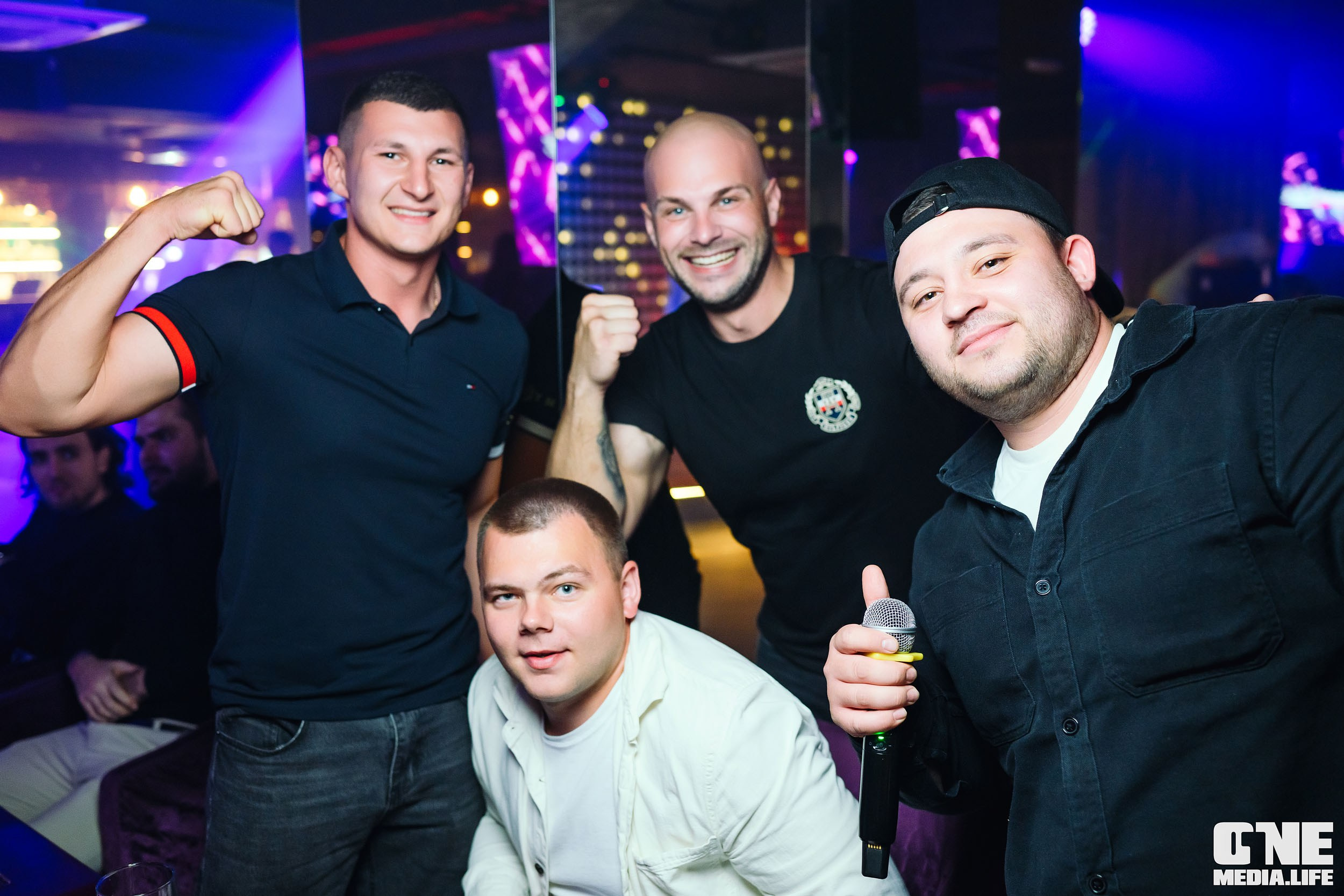 Фоторепортаж из караоке-клуба Эйфория. One Media Life: фоторепортажи, фотоотчеты с мероприятий и заведений