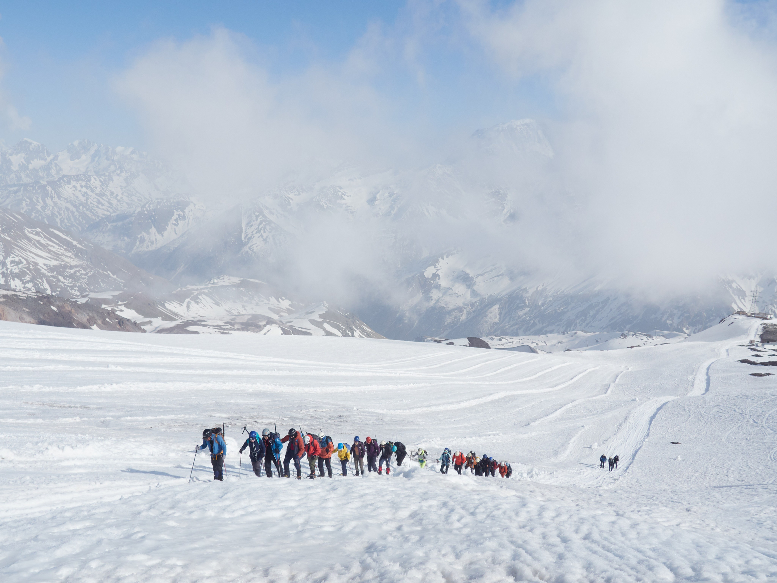 29.04 Заезд в хижины Акклиматизация на 4100. Горный, высотный Фотограф на Эльбрусе Георгий