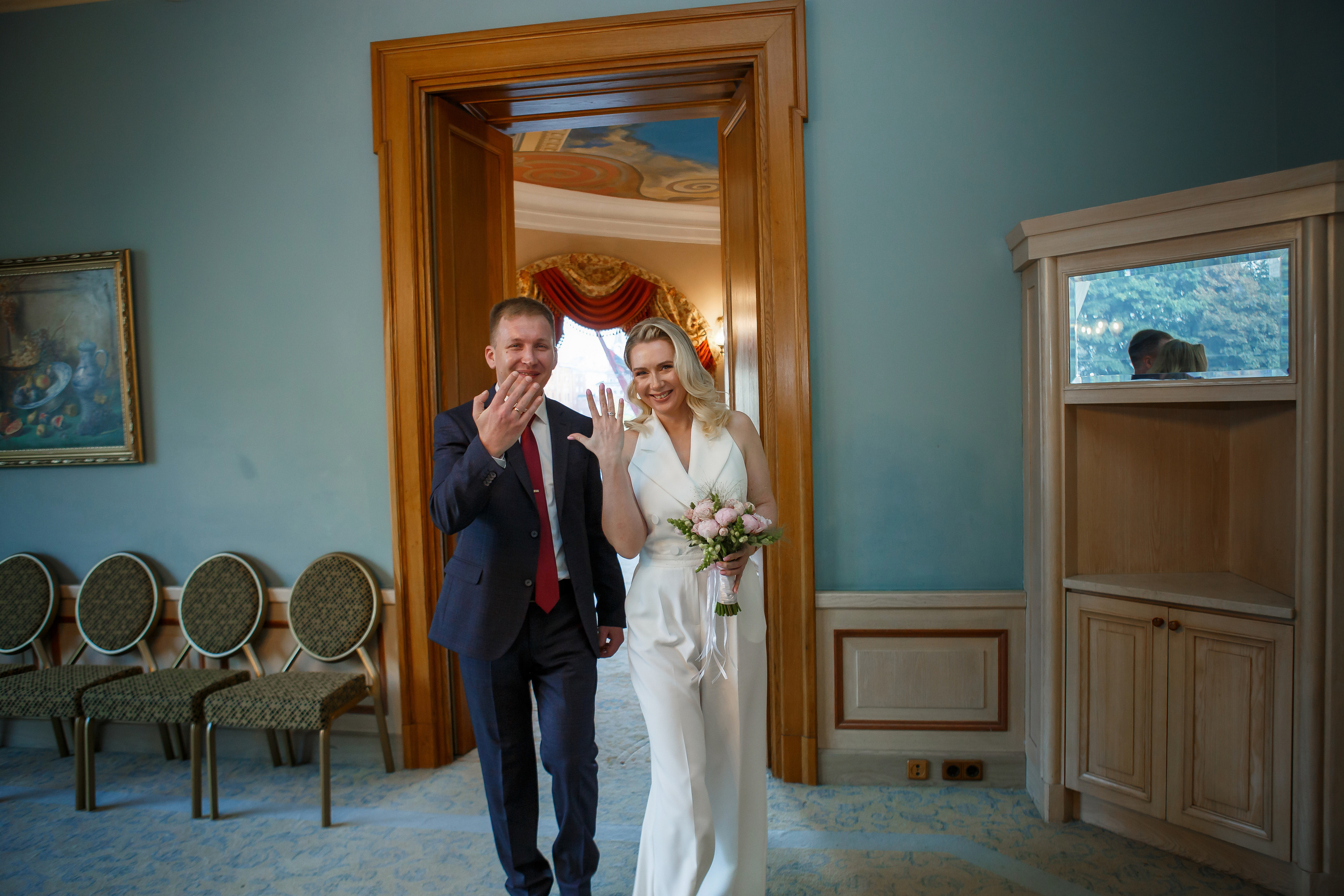 Торжественная регистрация брака в Отеле Националь. Фотография в Загсе Националь, Фотосессия в отеле Националь в Москве. Свадебная церемония. Фотограф в Загсе отеля Националь