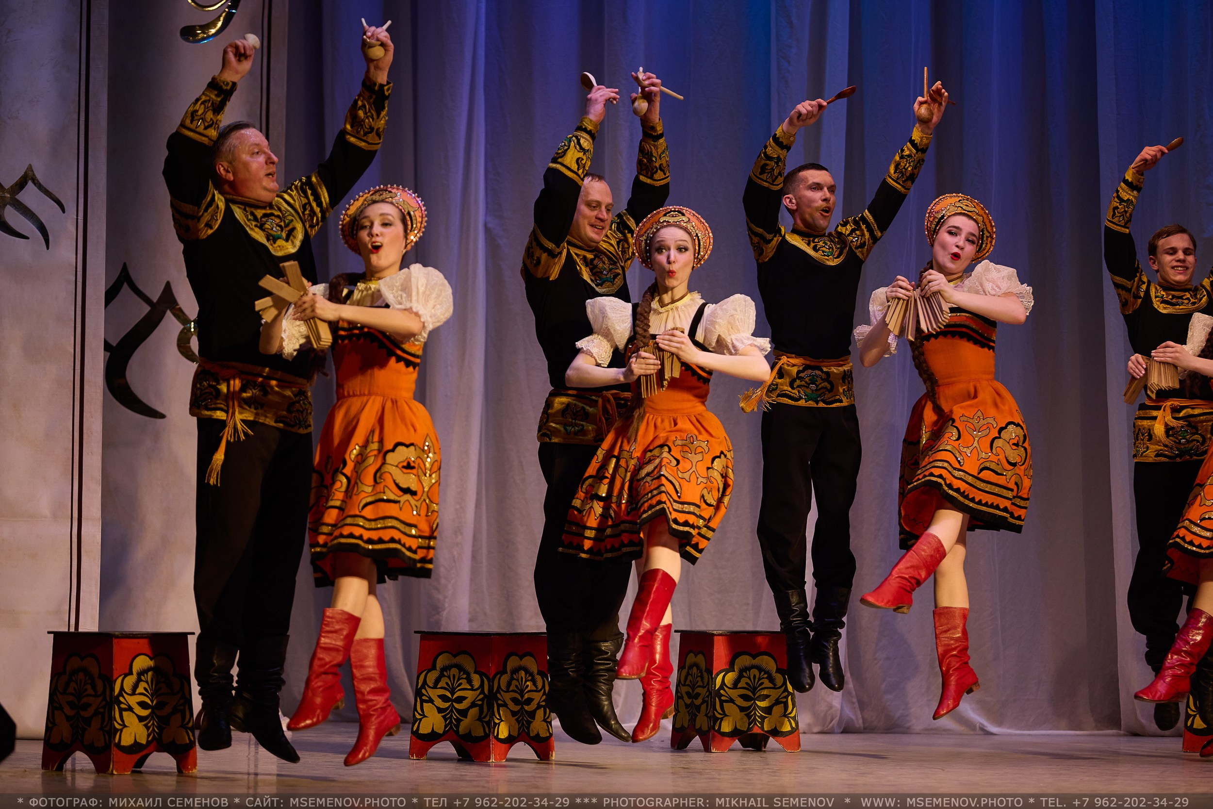 Фоторепортаж с Концерта «Волжанка» и «Задоринка»