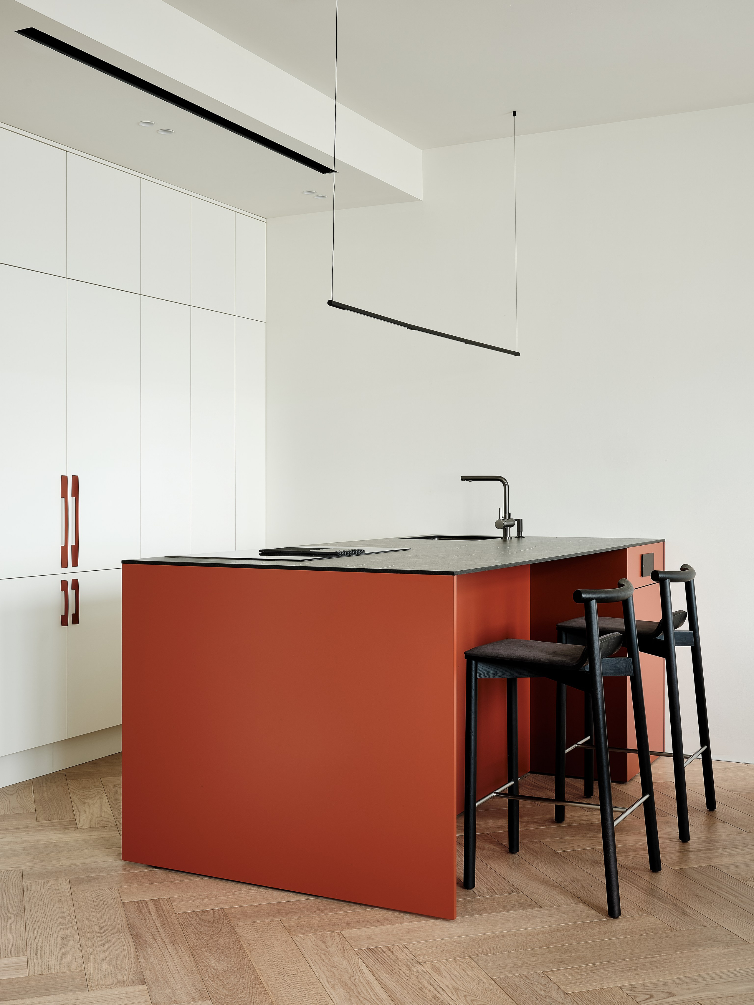 KONTINENTAL APRTM. KWITE INTERIOR. Студия дизайна