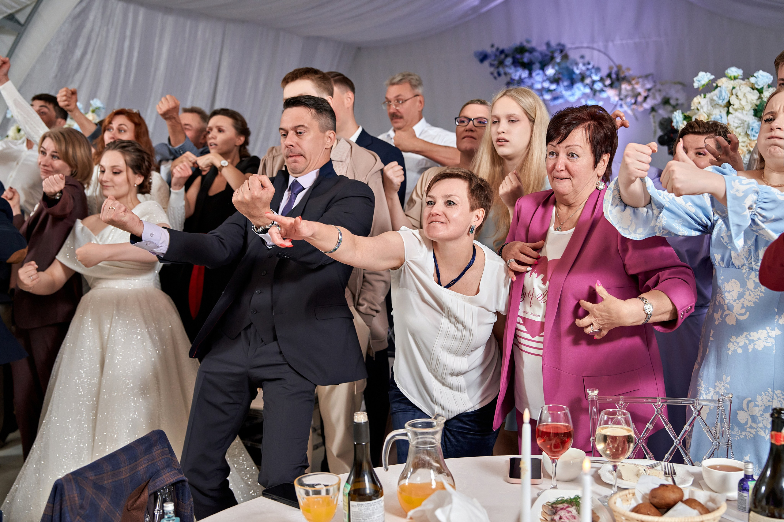 Нежная свадьба Антона и Софьи в яхт-клубе «Портофино». Фотограф Меняйло Евгений. Свадьба. Портрет. Репортаж. Семья. Контент