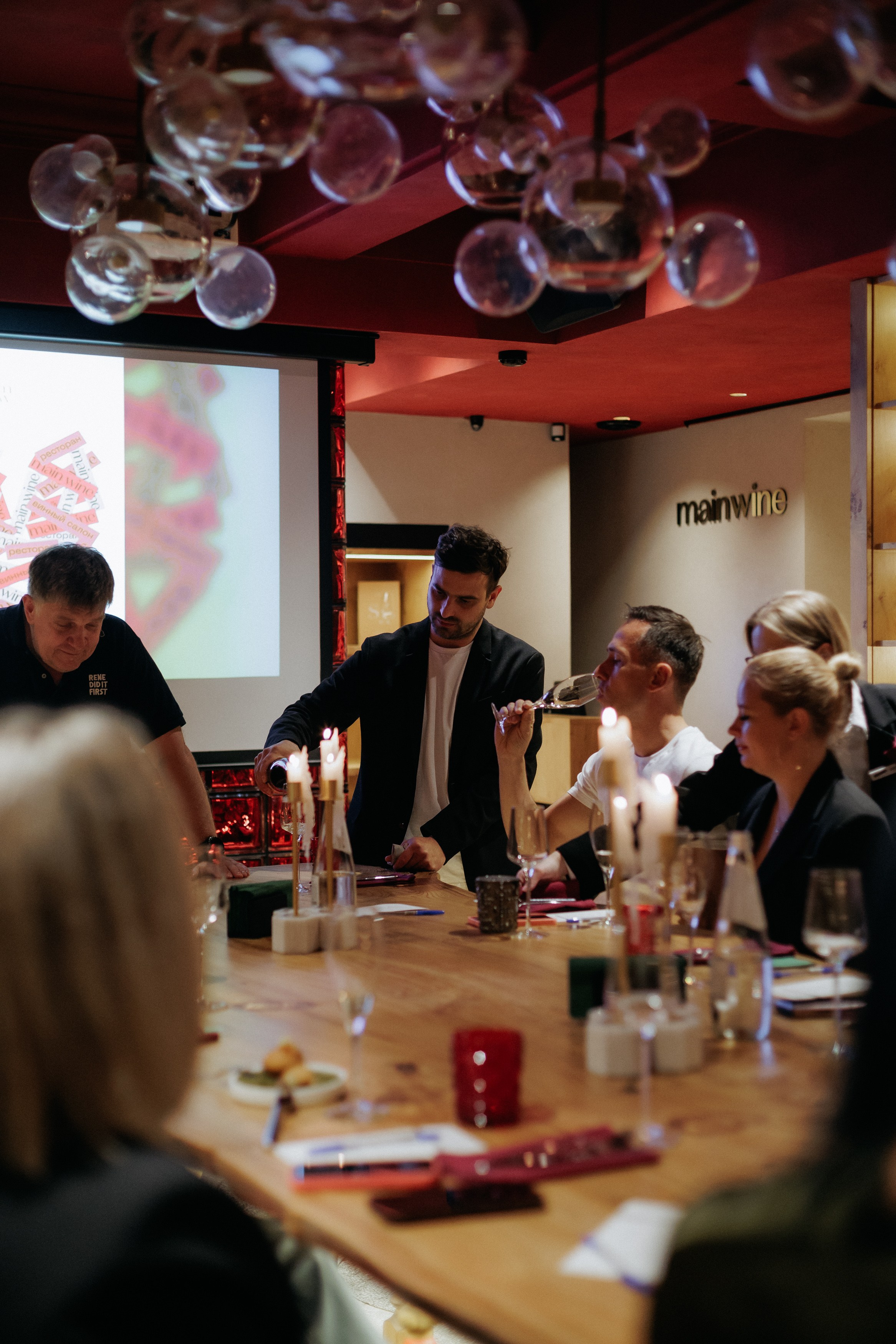 MAIN WINE x DPTRADE. СВОИ. ФОТООТЧЕТЫ-СОБЫТИЯ-МЕСТА