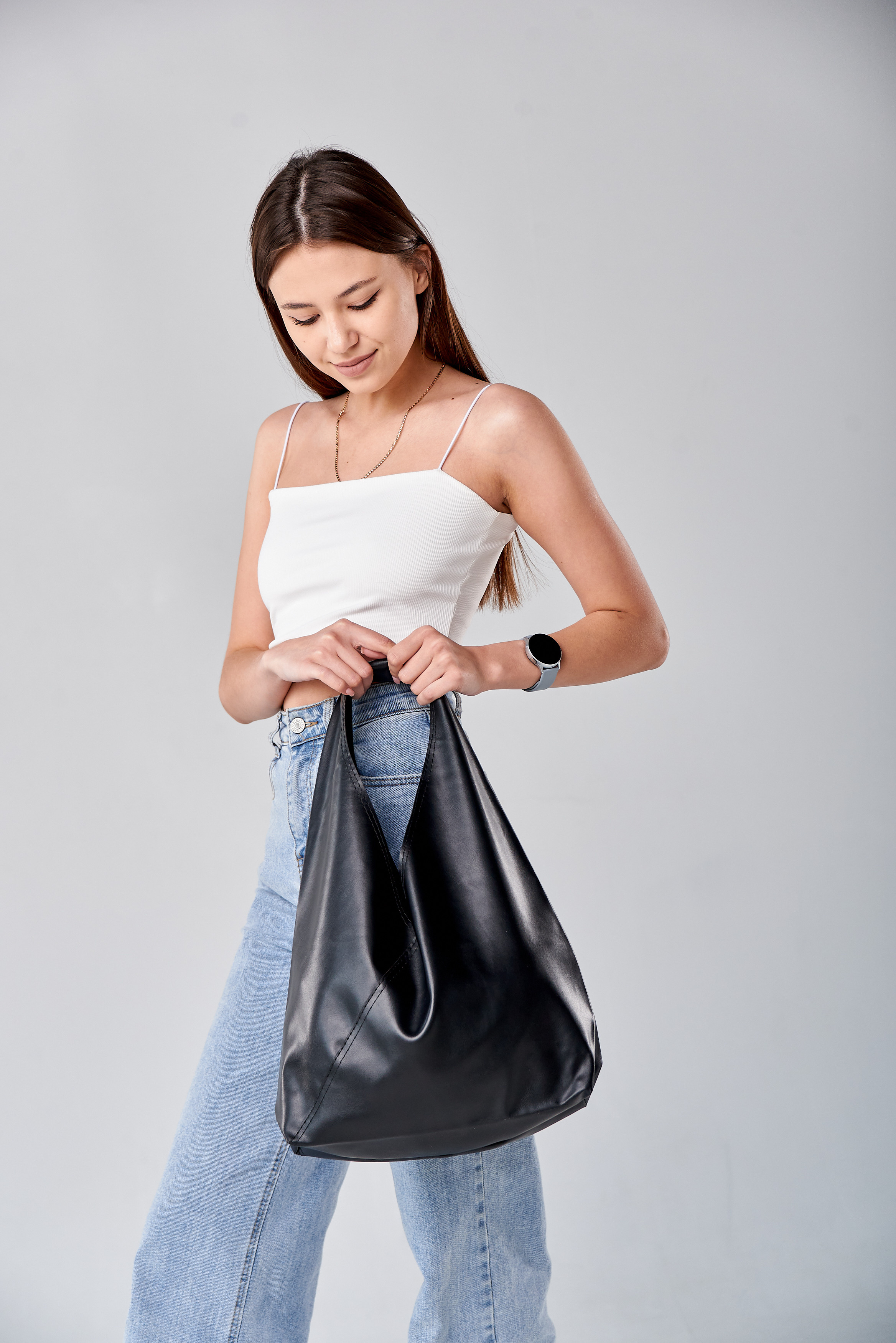 Съемка сумочек для WB. Контент фотограф для бизнеса и маркет-плейсов