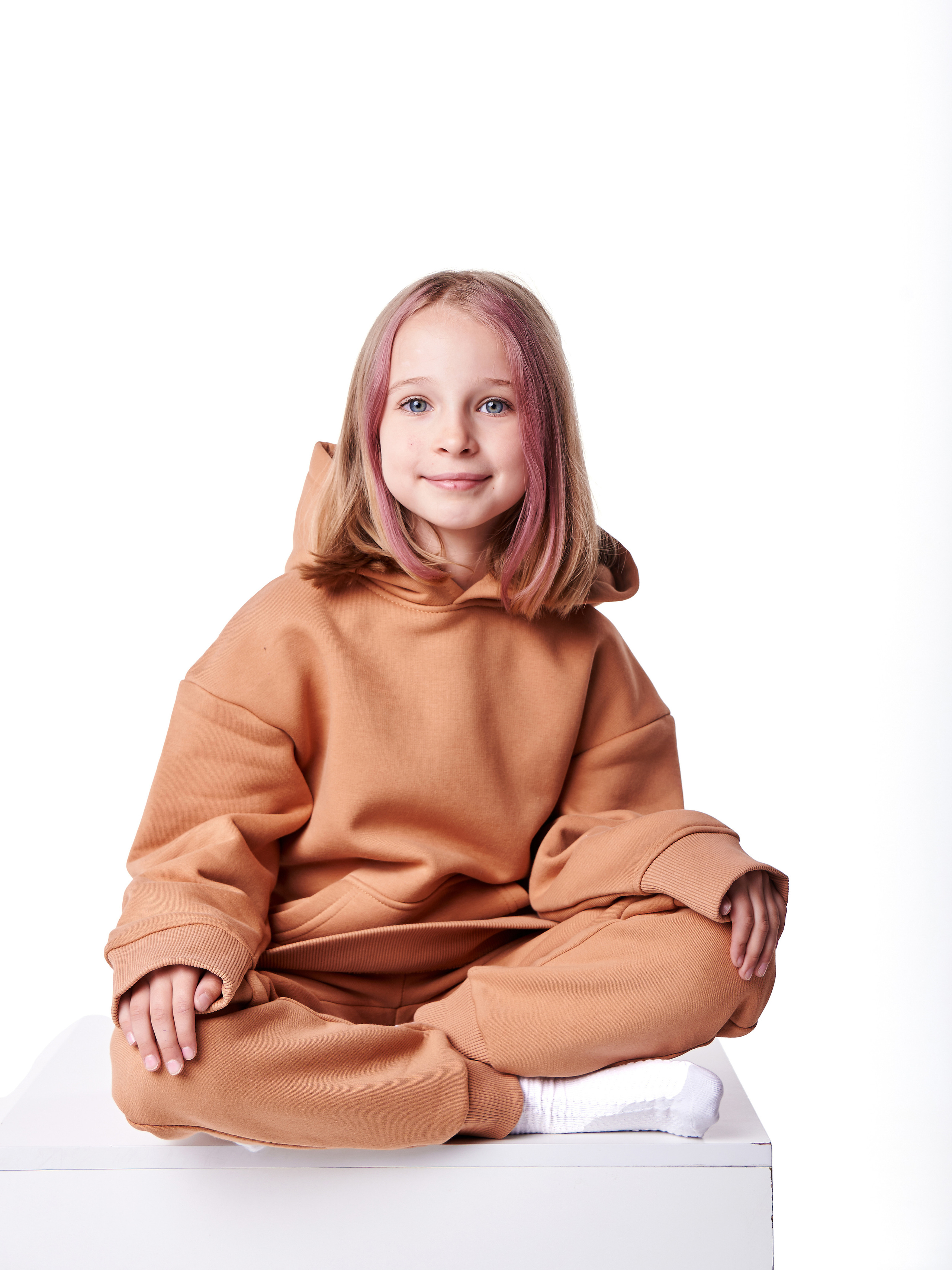 Съемка детской одежды для маркет плейса. Контент фотограф для бизнеса и маркет-плейсов